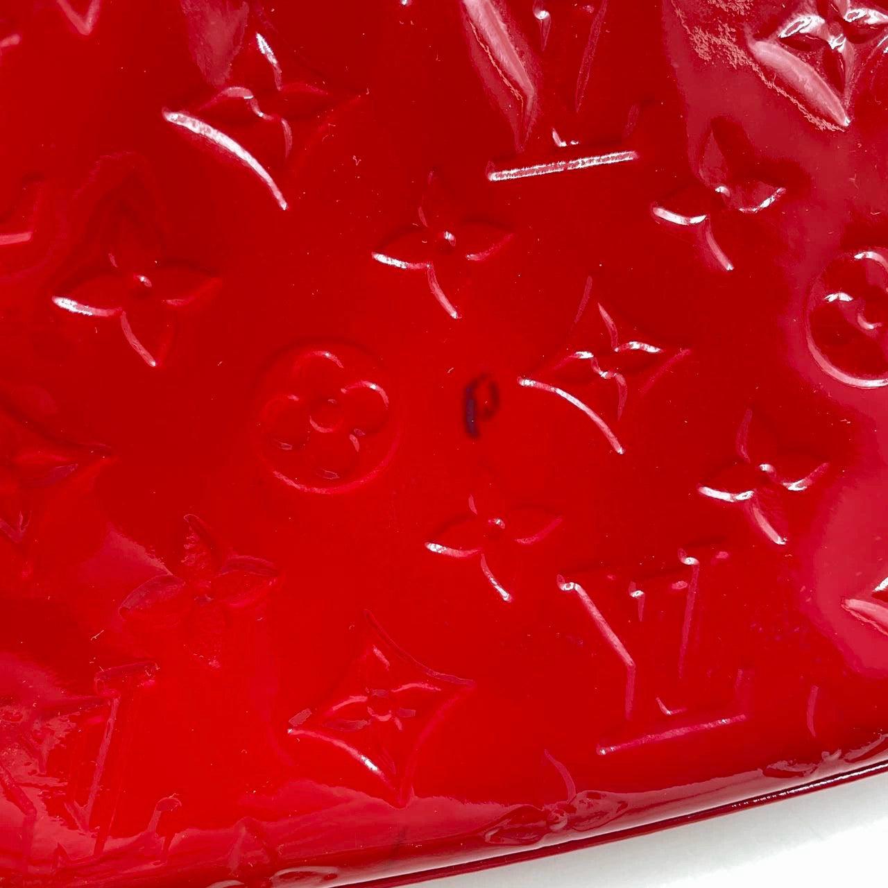 Louis Vuitton Pochette Accessoire Patent Leather Red Medium For Sale 13