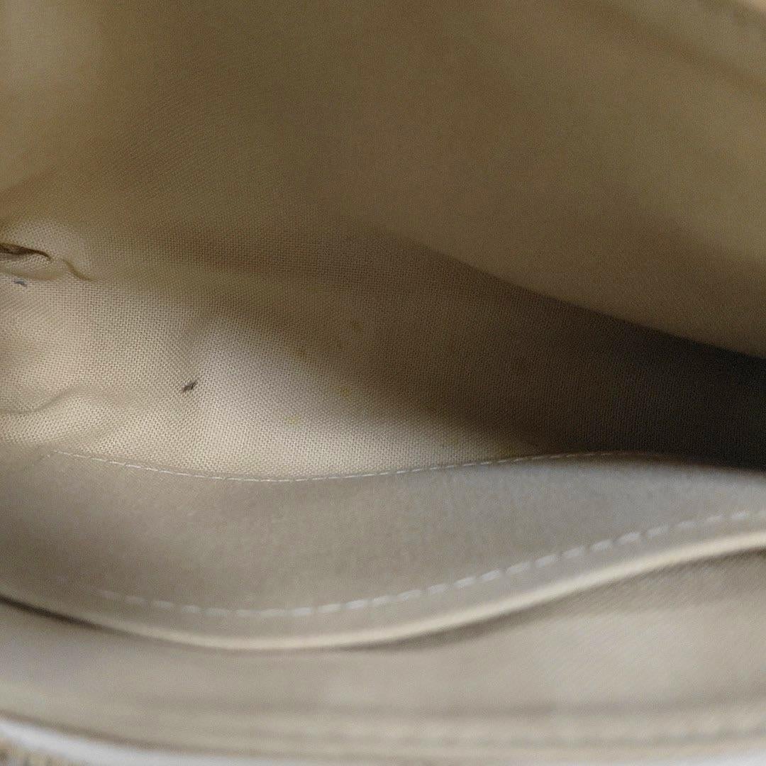 Louis Vuitton Pochette Accessoire Weiß Damier Ebene Monogram im Angebot 3