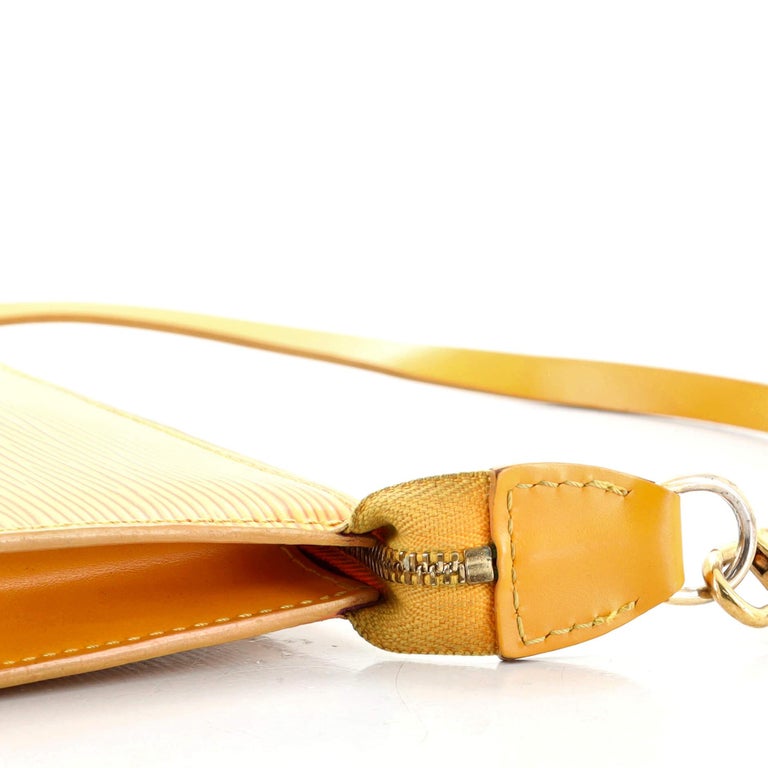 Louis Vuitton – Louis Vuitton Pochette Accessoires Epi Leather