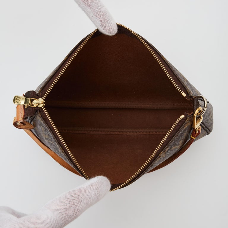Louis Vuitton 2002 Monogram Pochette Accessoires Handbag · INTO