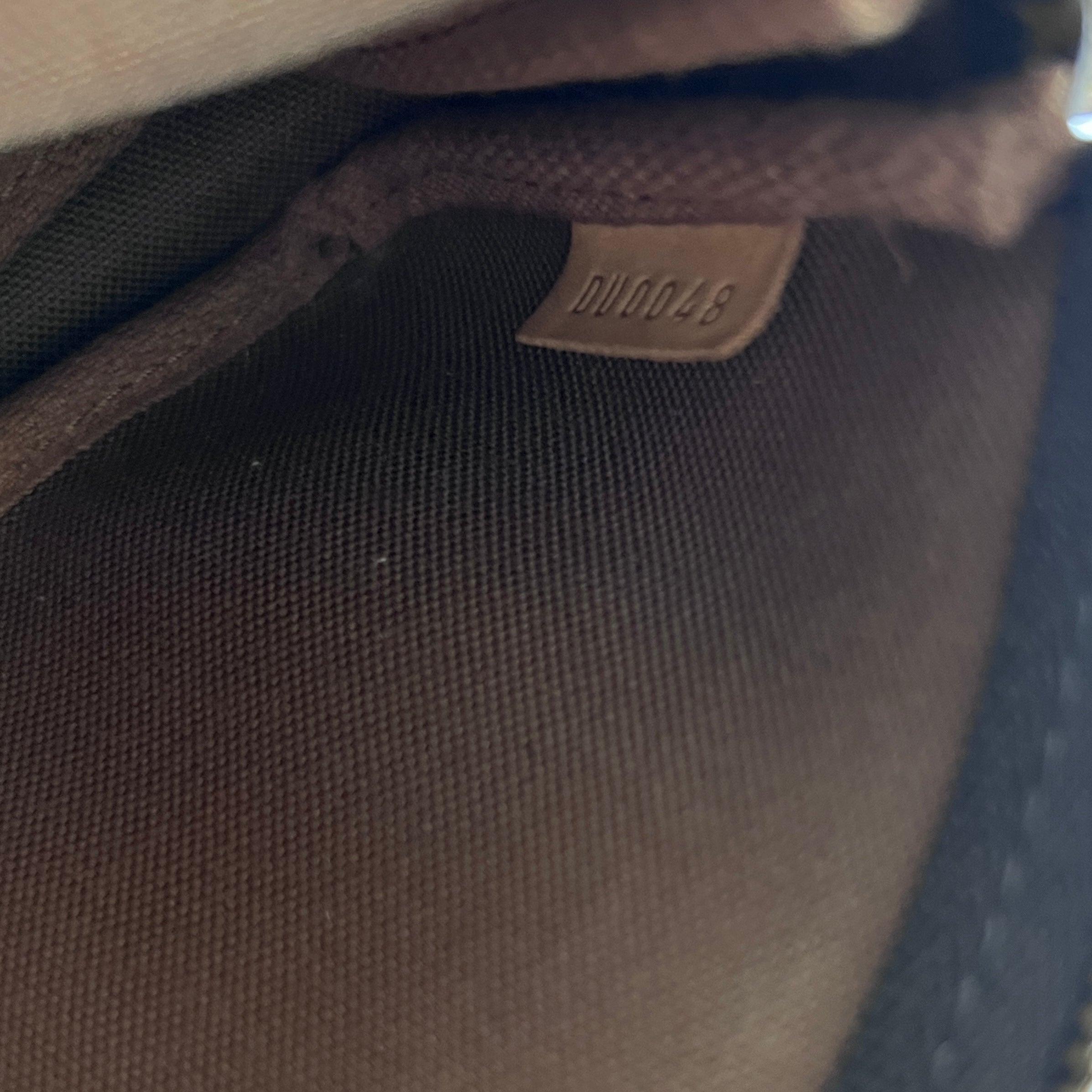 Louis Vuitton Pochette Accessoires Monogram Canvas Brown 2008 Unisexe en vente