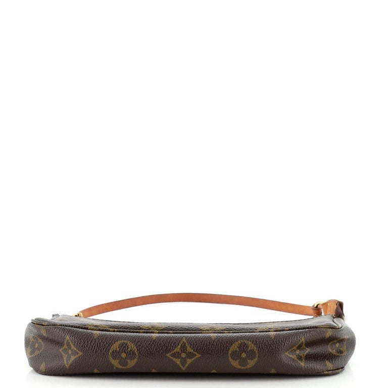 Louis Vuitton Pochette Accessoires Monogram Canvas For Sale at 1stDibs