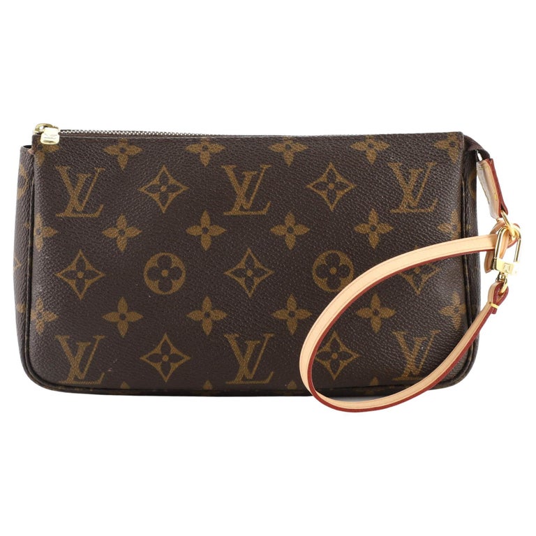 Louis Vuitton Pochette Accessoires Monogram Canvas For Sale at 1stDibs
