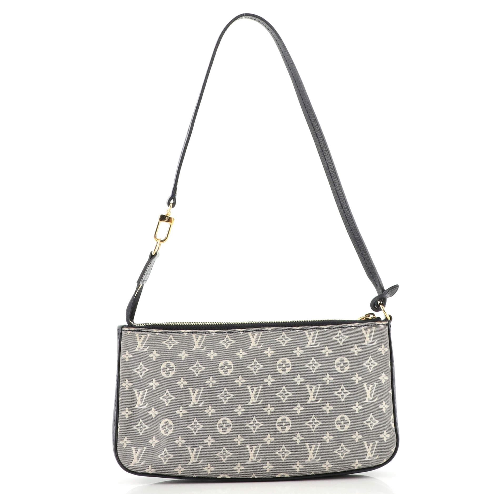 Louis Vuitton Pochette-Accessoires mit Monogramm aus Idylle (Grau)