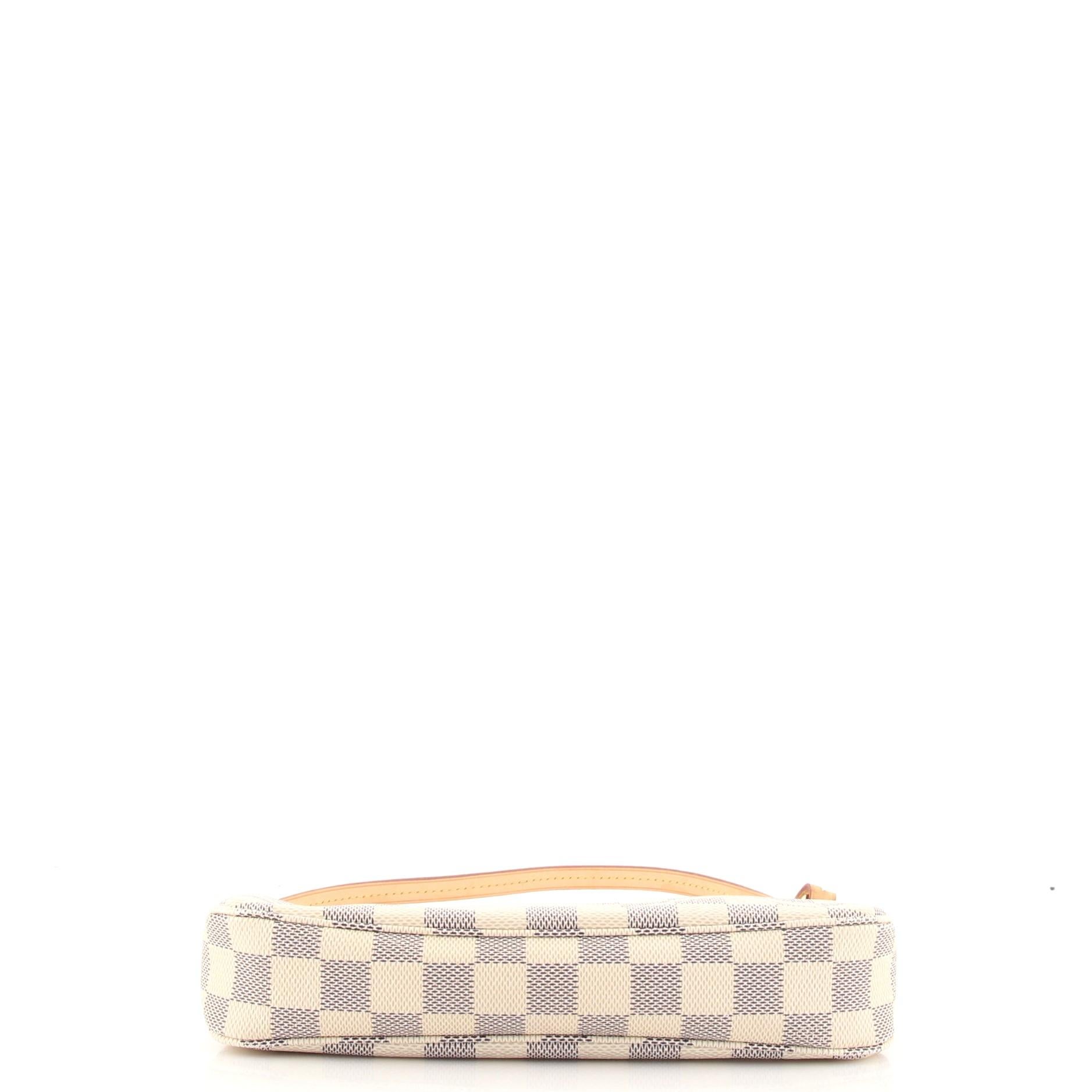 lv pochette accessoires