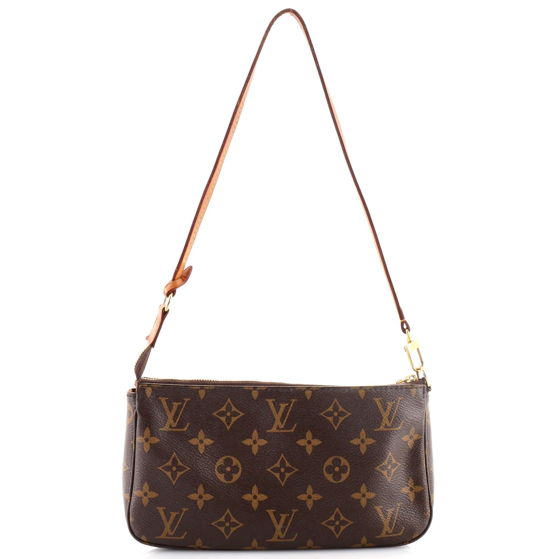 Louis Vuitton  Pochette Accessoires NM Monogram Canvas In Good Condition In NY, NY