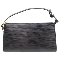 Louis Vuitton Pochette Accessoires Noir 868118 Black Leather Wristlet