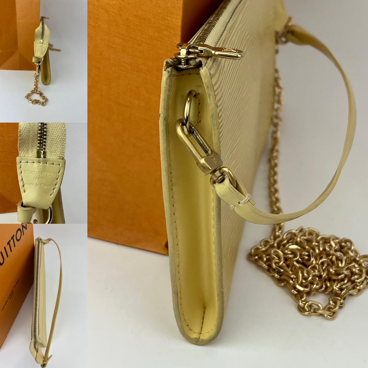 Louis Vuitton Pochette Accessories  Epi 24 Yellow Leather Crossbody Bag For Sale 5