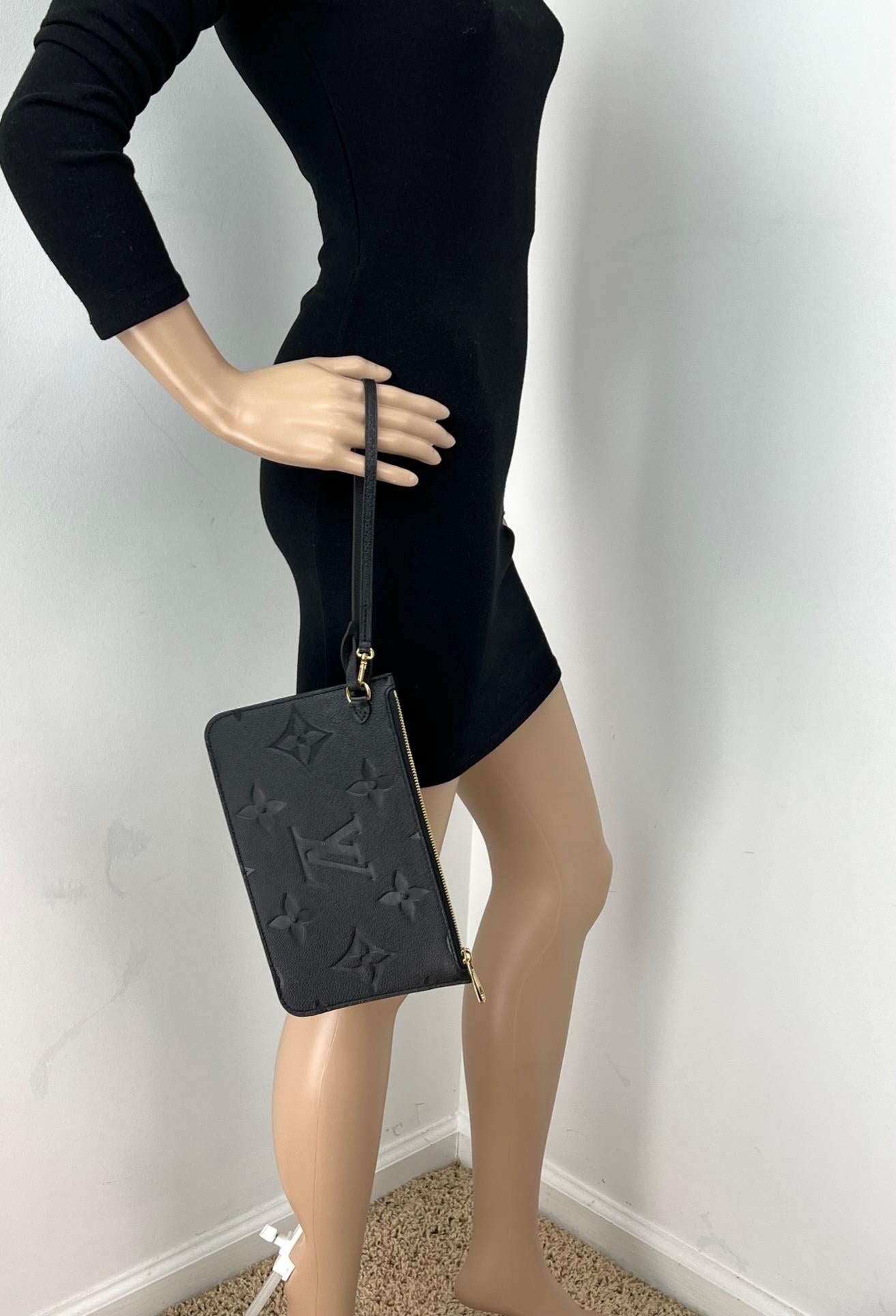 LOUIS VUITTON Pochette Black Leather Crossbody from NEVERFULL Added Chain  2