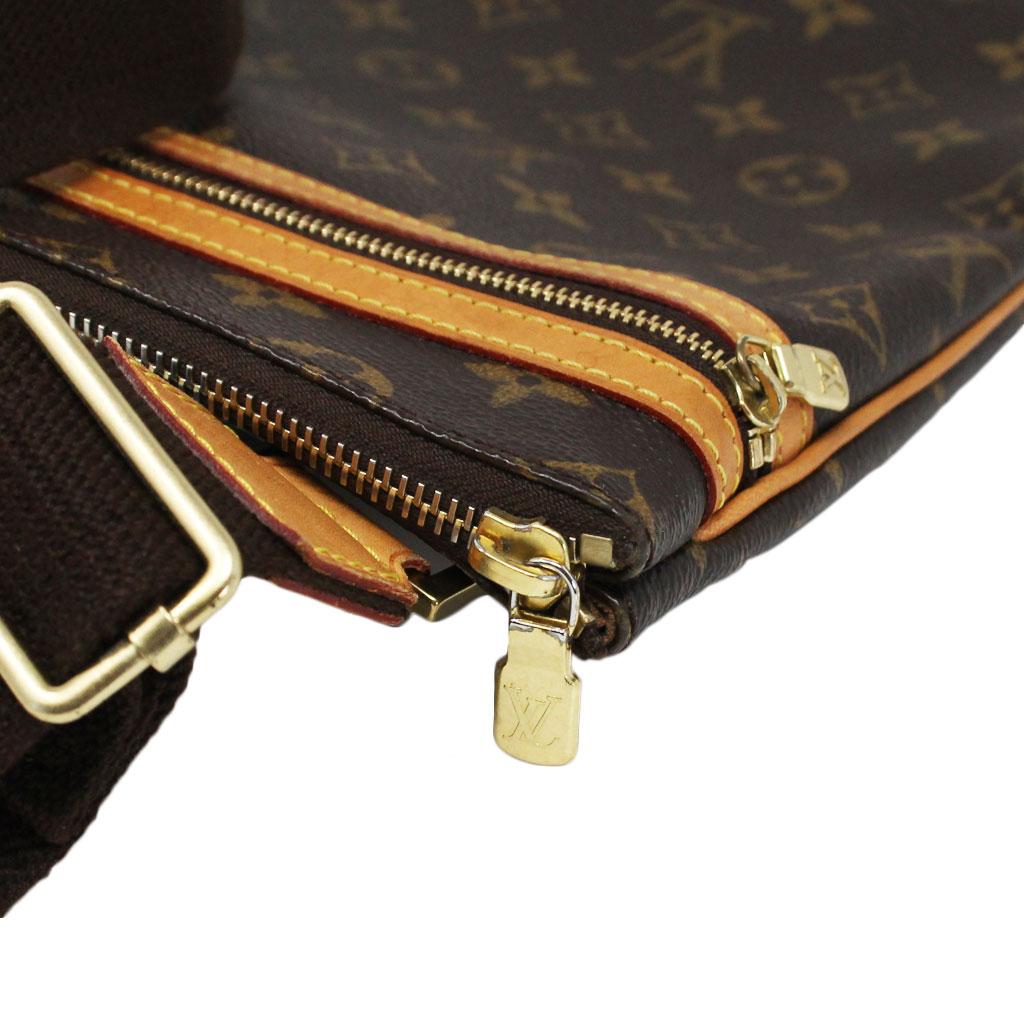 Women's or Men's Louis Vuitton Pochette Bosphore Monogram Messenger Bag
