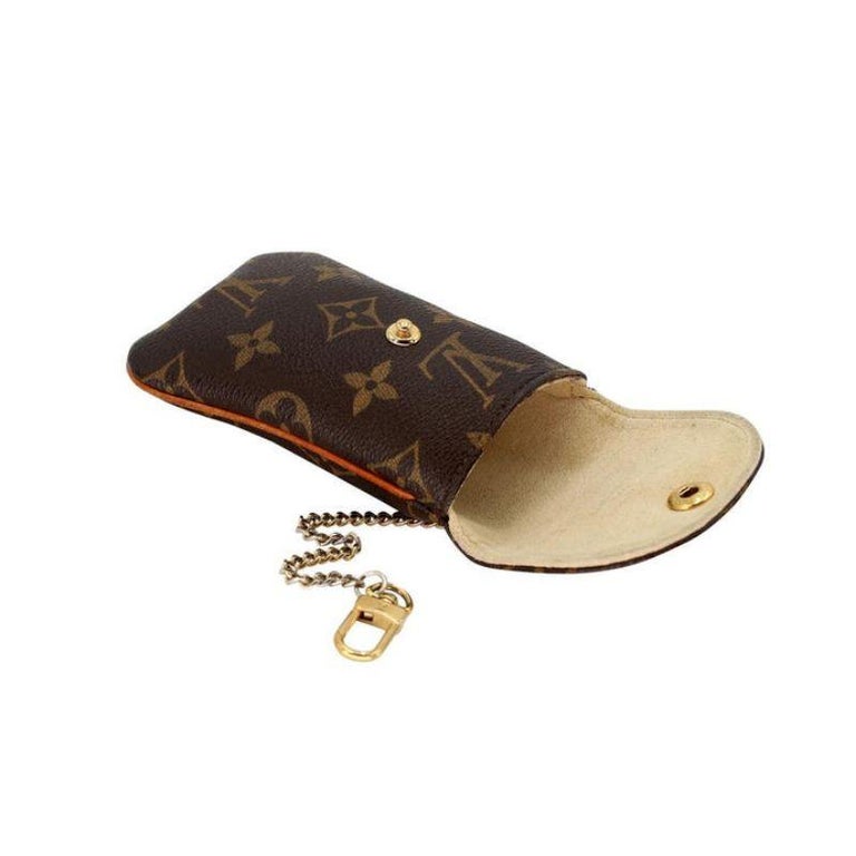 Louis Vuitton Pochette Case Monogram Keychain Wallet LV-1202P-0015 For Sale  at 1stDibs