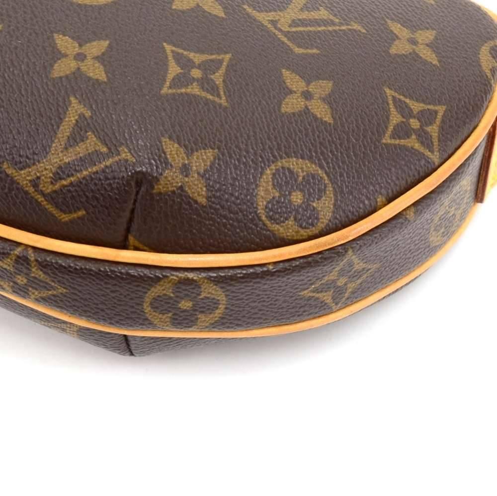 Louis Vuitton Pochette Croissant Monogram Canvas Shoulder Handbag 1