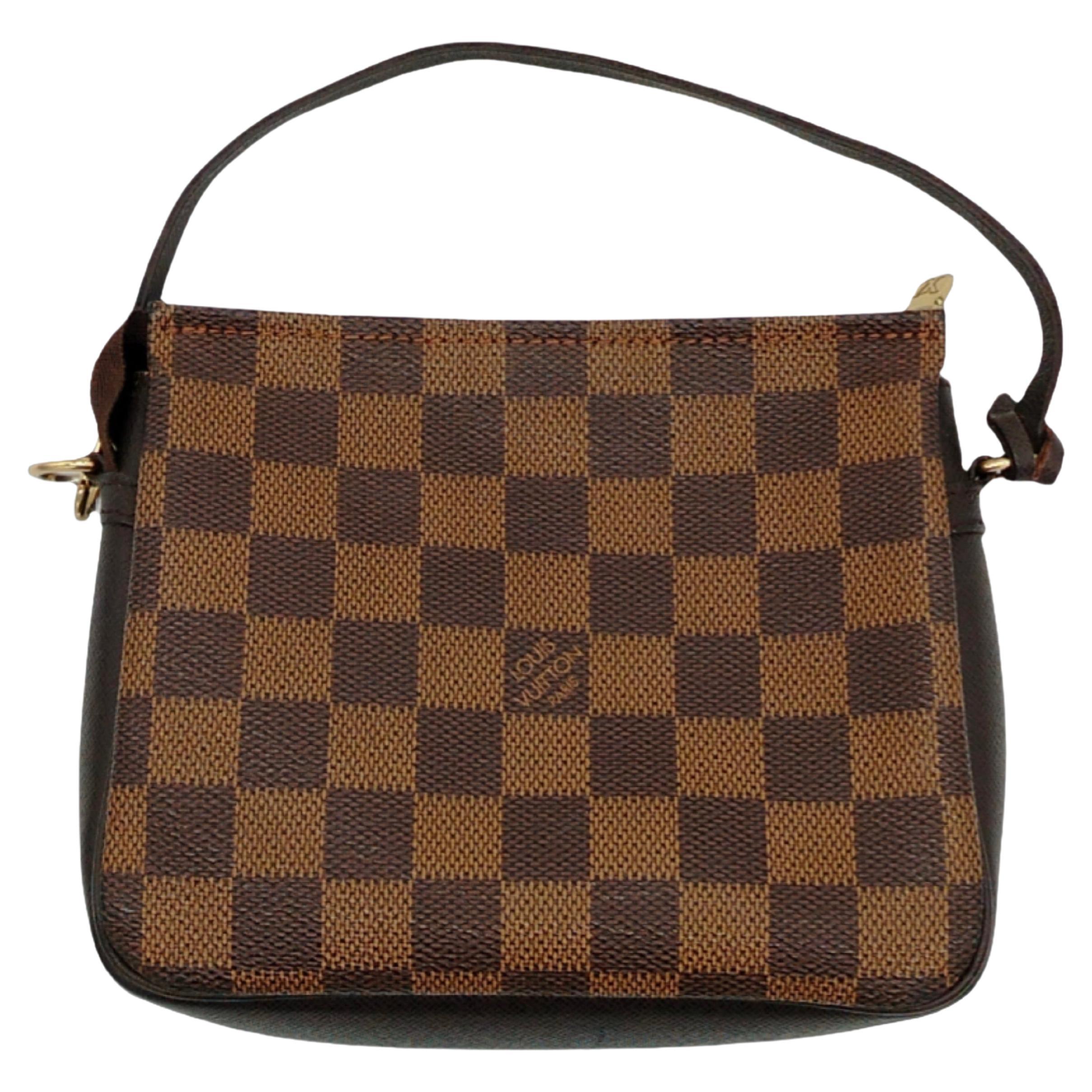 Louis Vuitton Pochette Damier Ebene Shoulder Bag - '90s