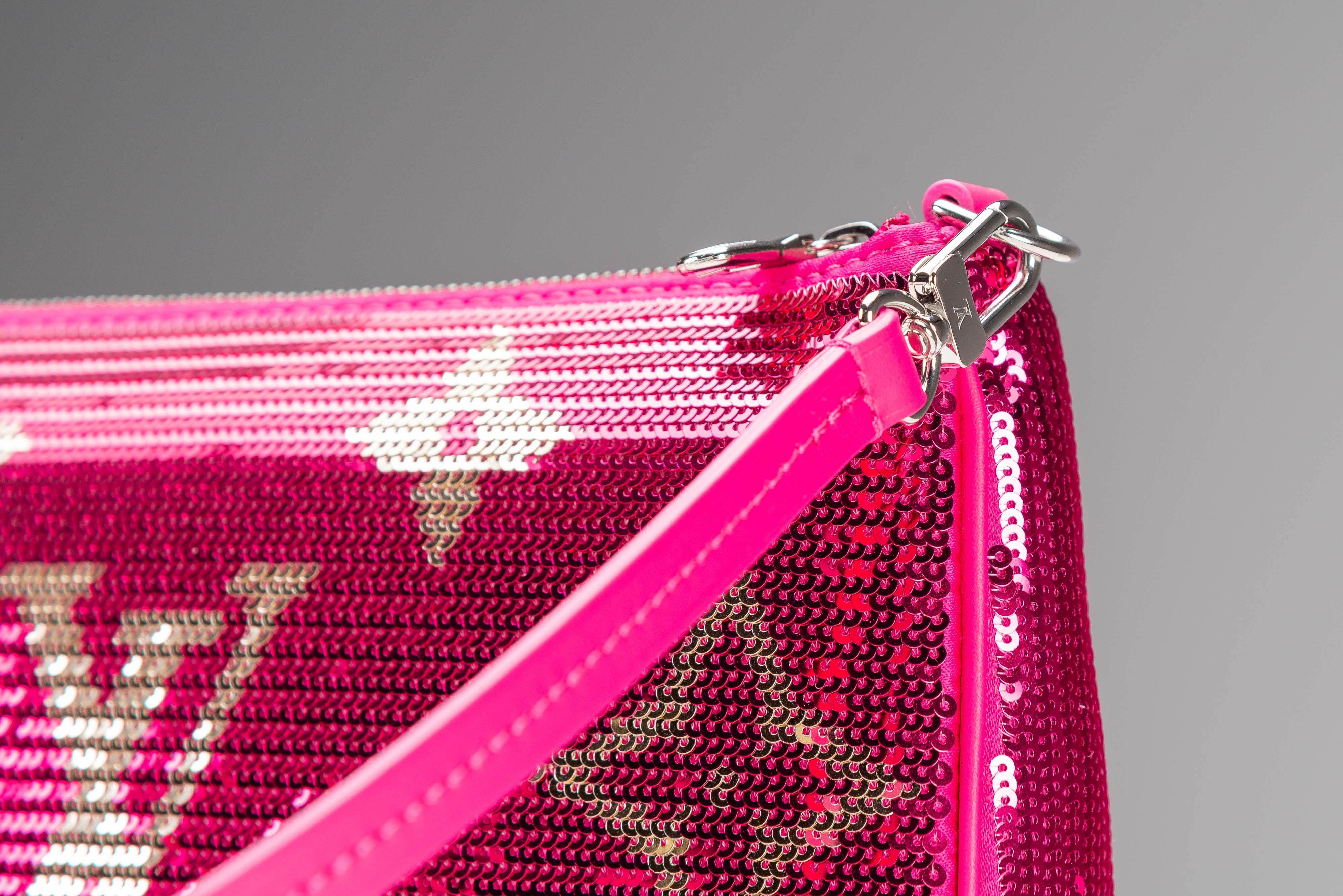 Louis Vuitton Pochette Fuchsia Sequins Rare NEW For Sale 6