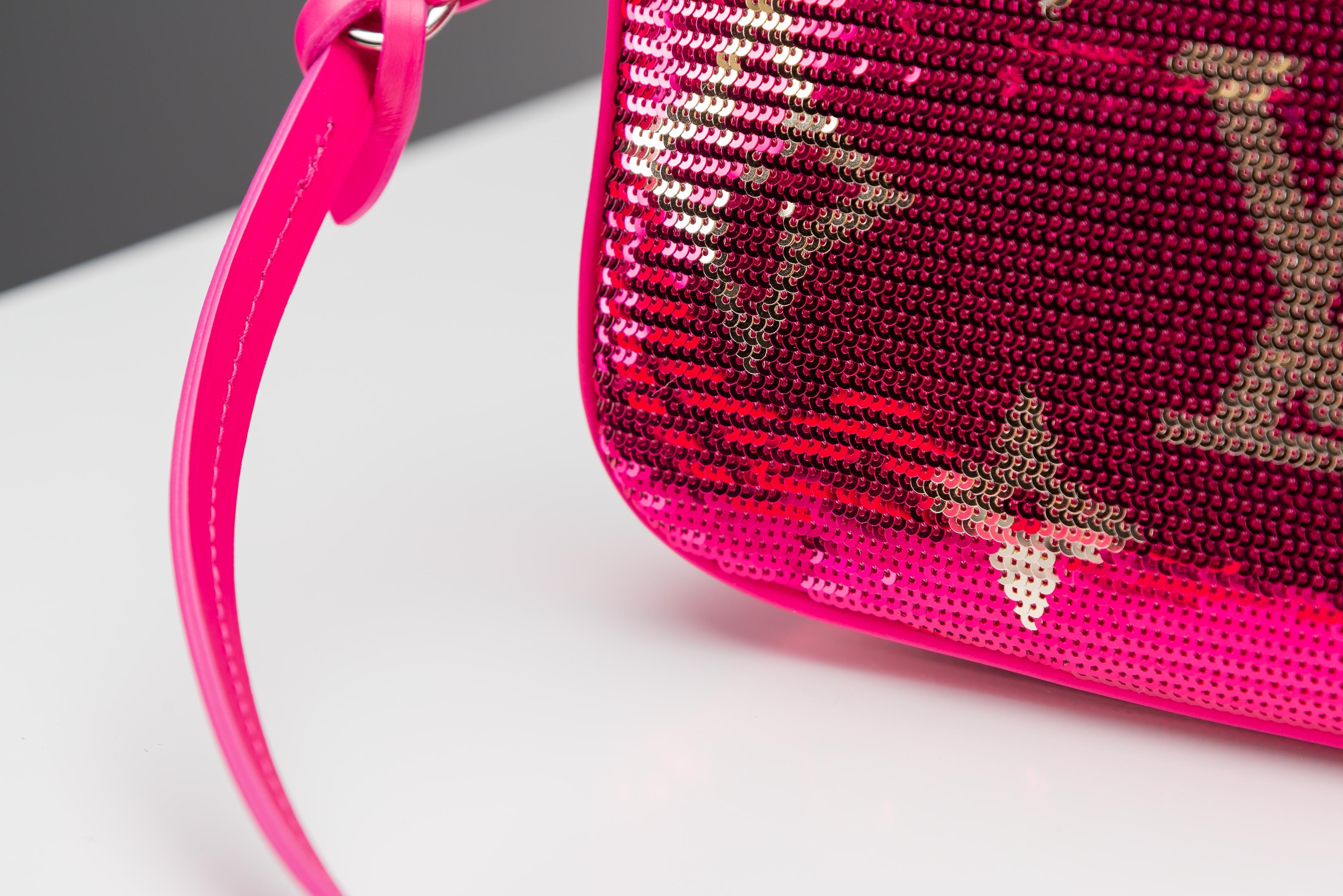 Louis Vuitton Pochette Fuchsia Sequins Rare NEW For Sale 7