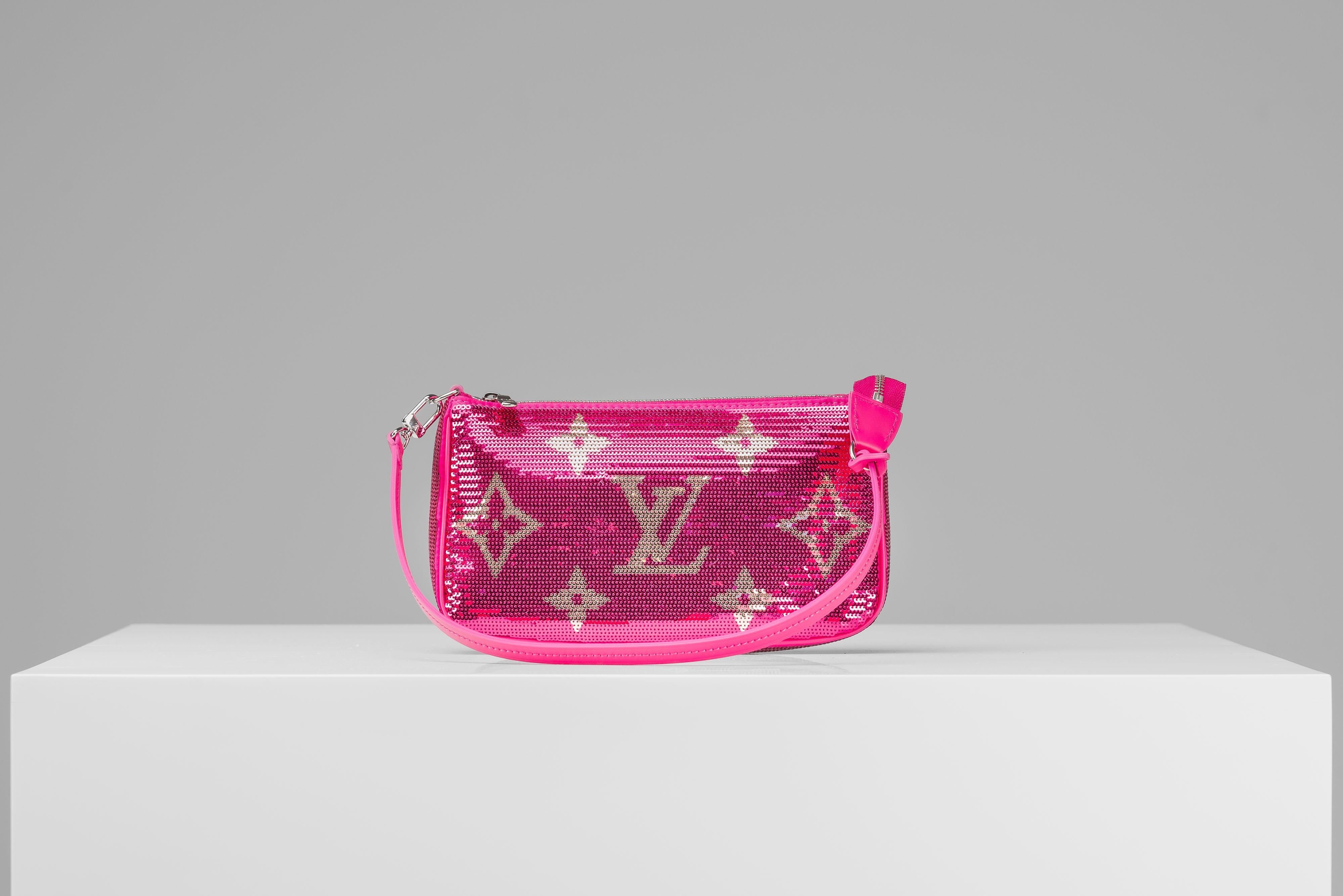 Louis Vuitton Pochette Fuchsia Sequins Rare NEW For Sale 1