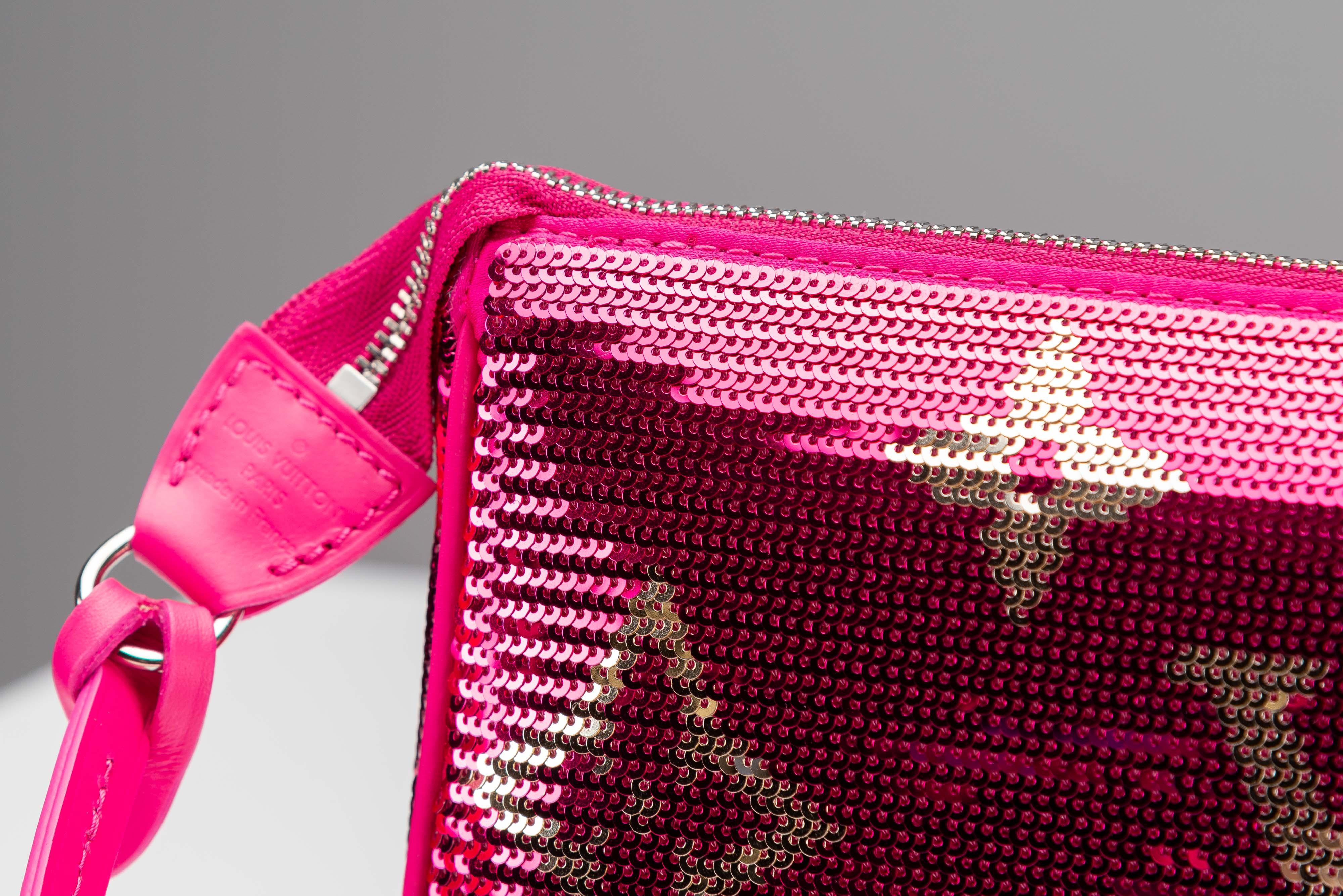 Louis Vuitton Pochette Fuchsia Sequins Rare NEW For Sale 3