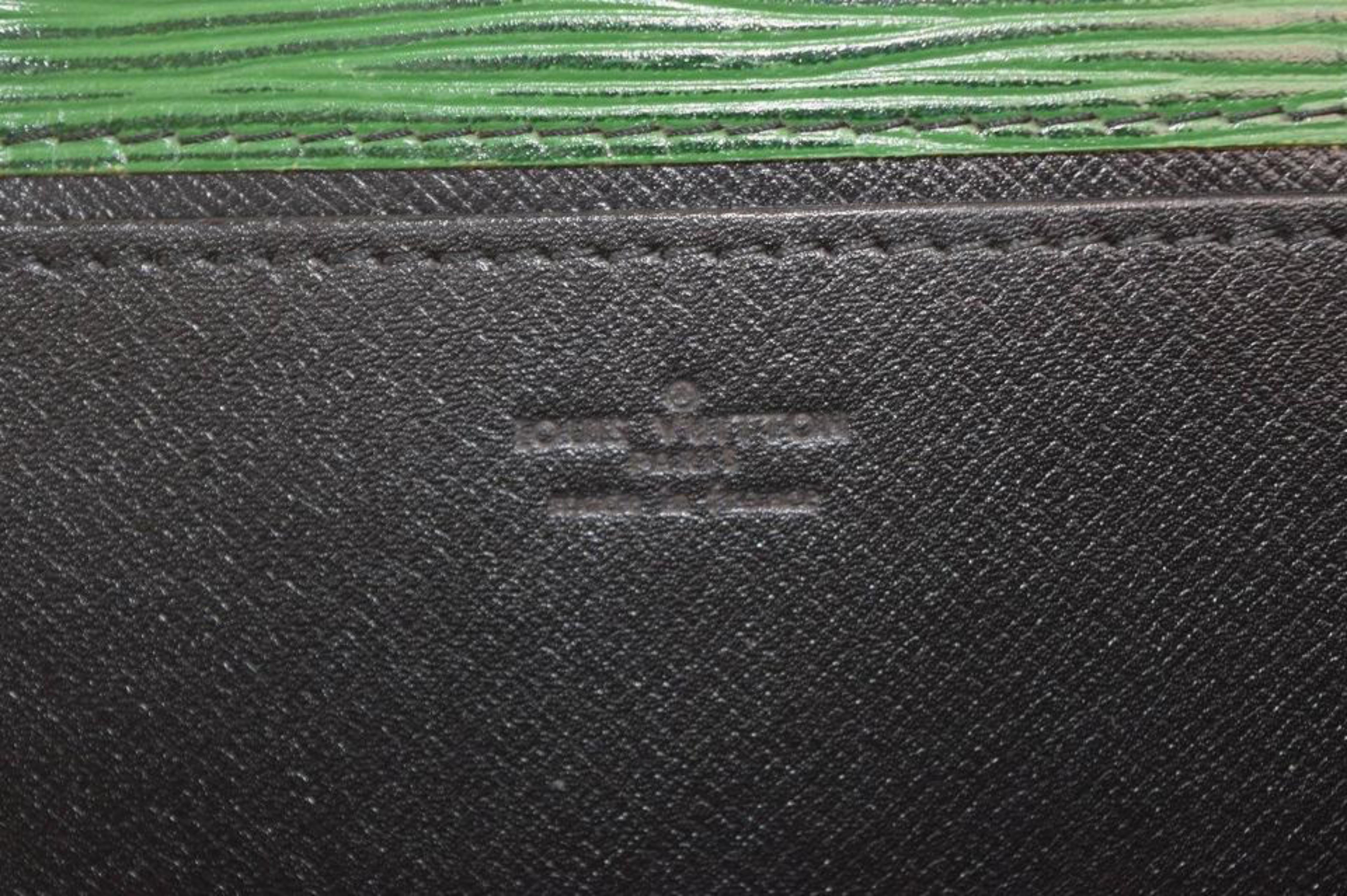 Louis Vuitton Pochette Iena Borneo Folding 868407 Green Leather Clutch For Sale 5
