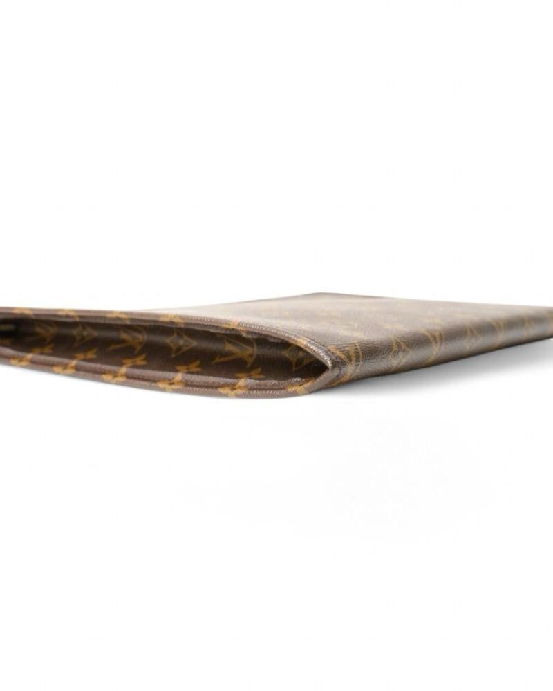 Louis Vuitton Pochette Jour GM Monogram en vente 3