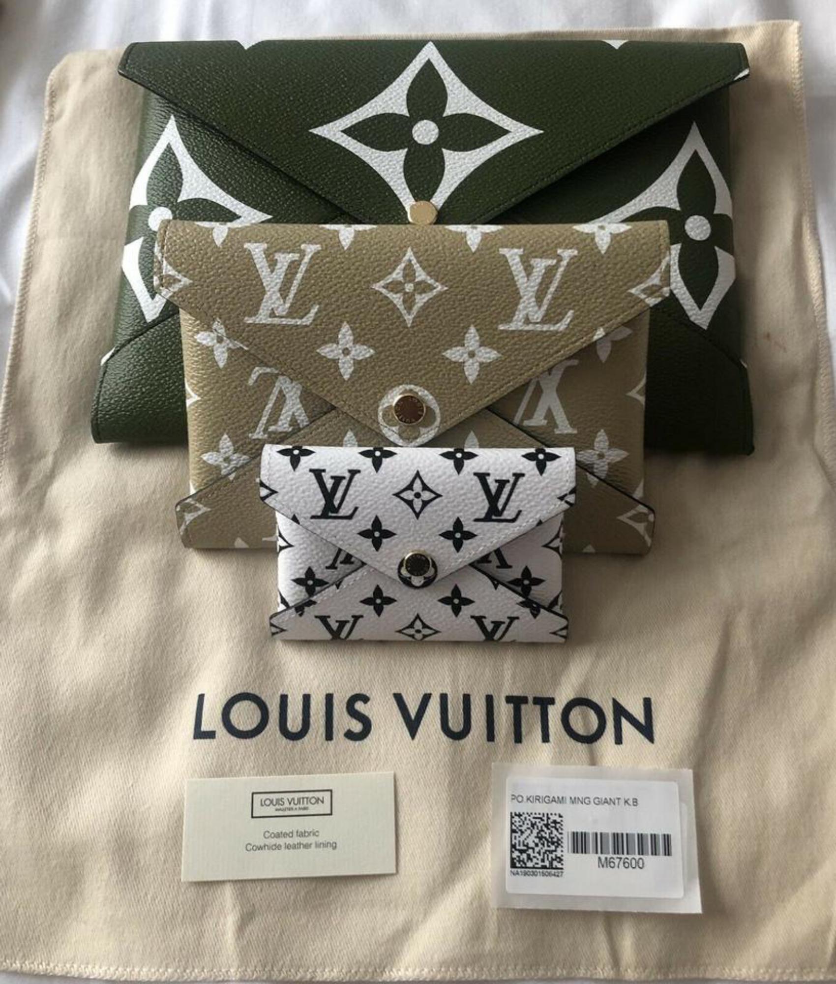 Louis Vuitton Pochette KirigamiSet Of Three Envelope 870429 Green Canvas Clutch For Sale 4