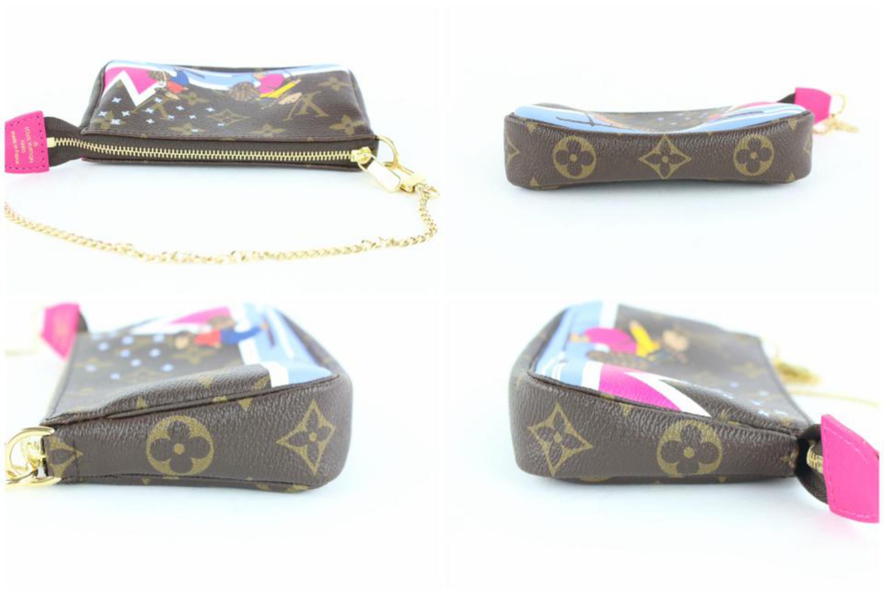 Louis Vuitton Pochette Limited Ski Polar Bear Pink Mini Accesoires 7lz1113 In New Condition For Sale In Forest Hills, NY