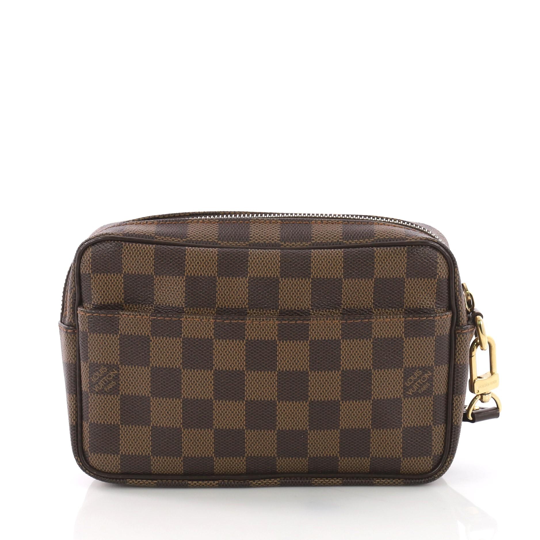 Louis Vuitton Pochette Macao Damier In Good Condition In NY, NY