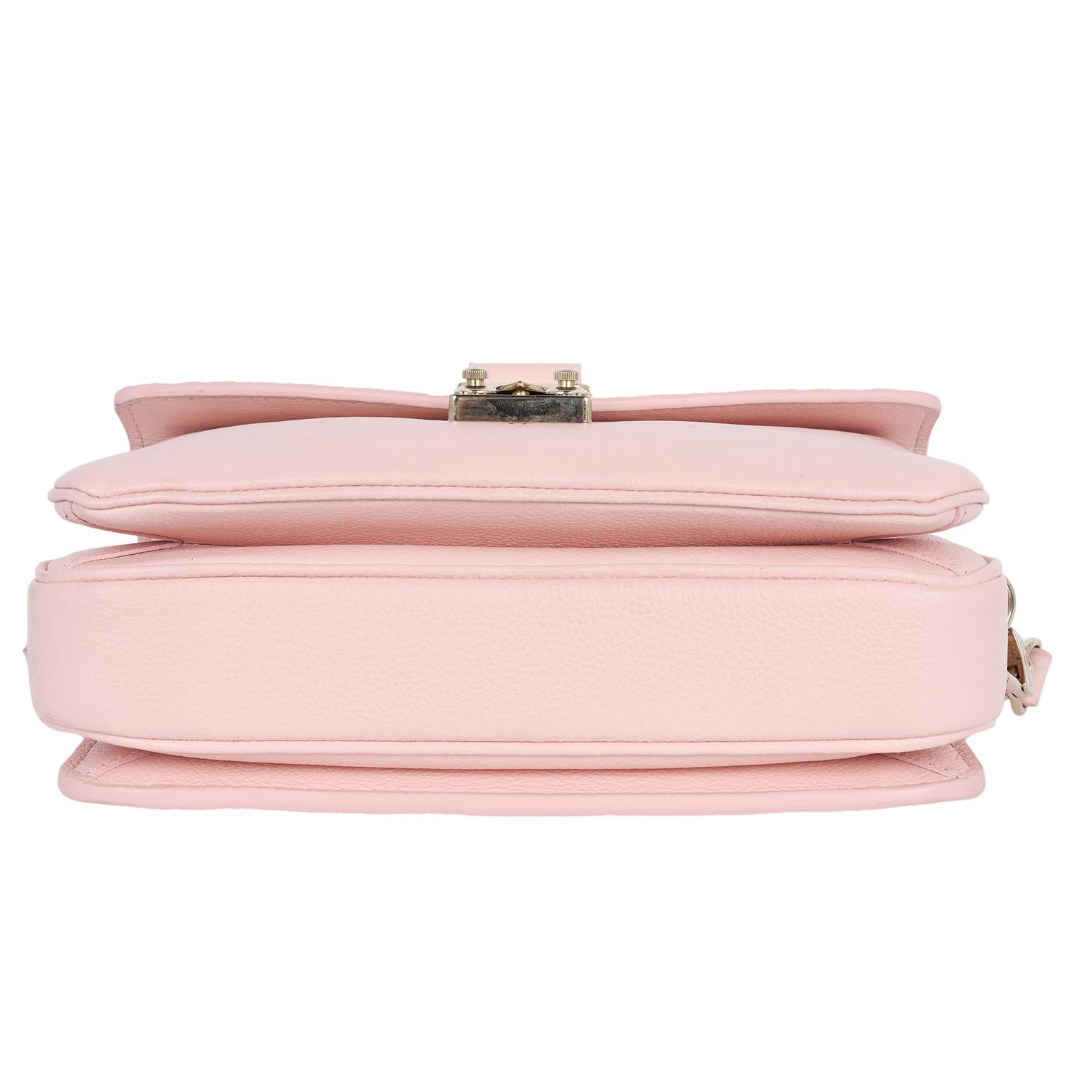 Louis Vuitton Pochette Métis East West Leather Pink 5