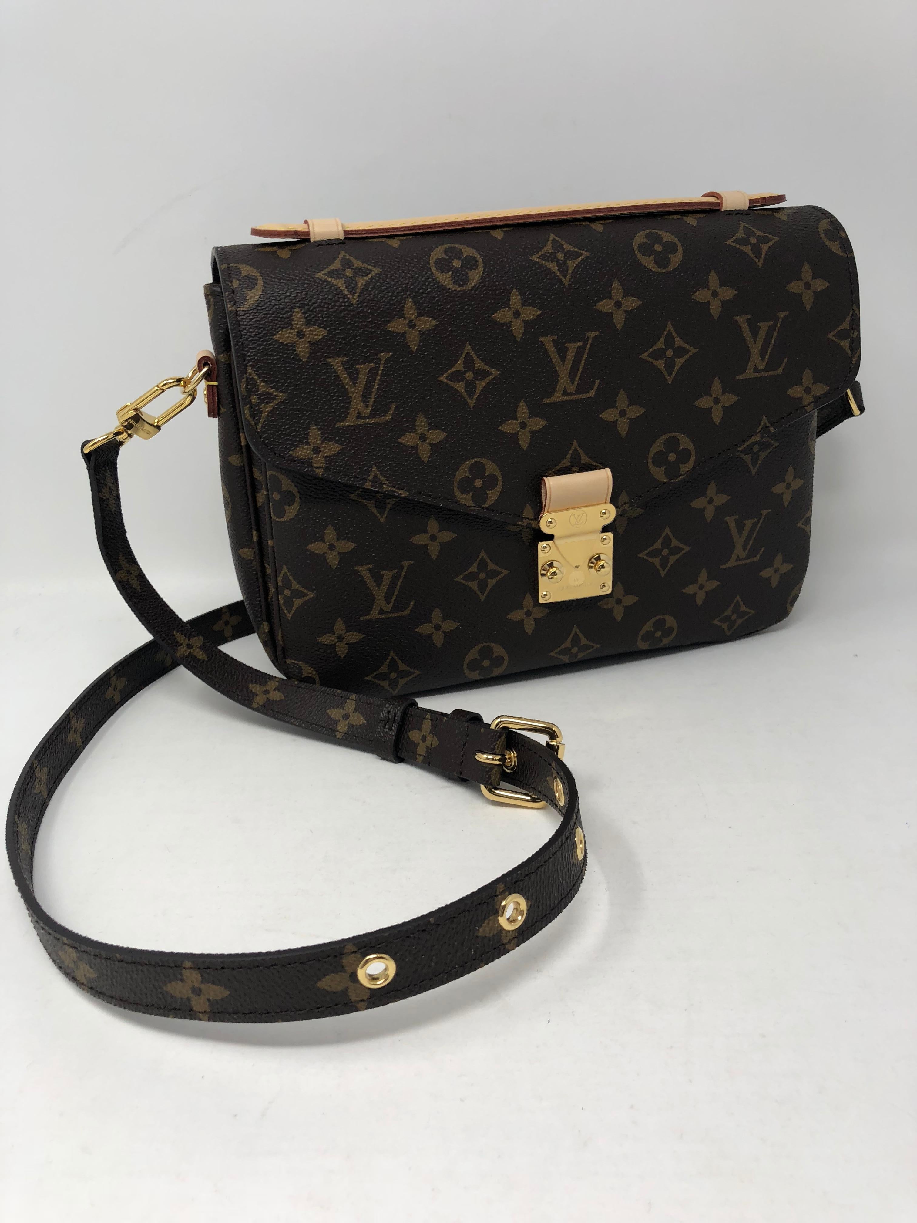 Louis Vuitton Pochette Metis 1