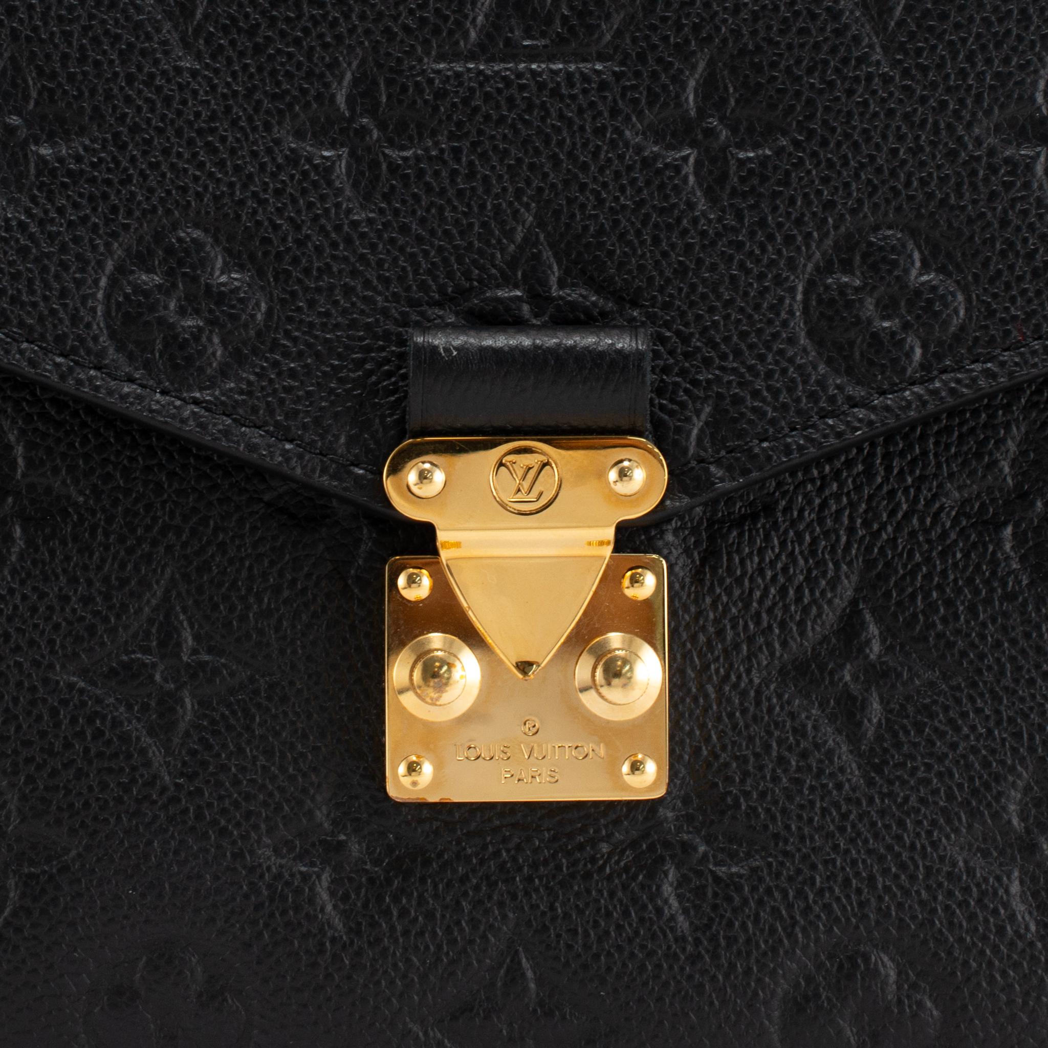 Louis Vuitton Pochette Métis M41487 Monogram Canvas Crossbody Shoulder Bag en vente 4