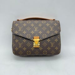 Louis Vuitton Pochette Metis Monogram Canvas Crossbody Shoulder Bag Chip