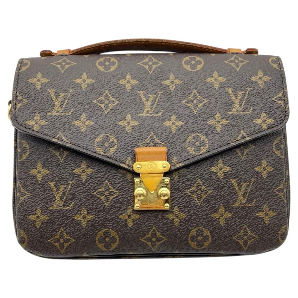 Louis Vuitton Pochette Metis Monogram Canvas Crossbody Shoulder Bag Chip