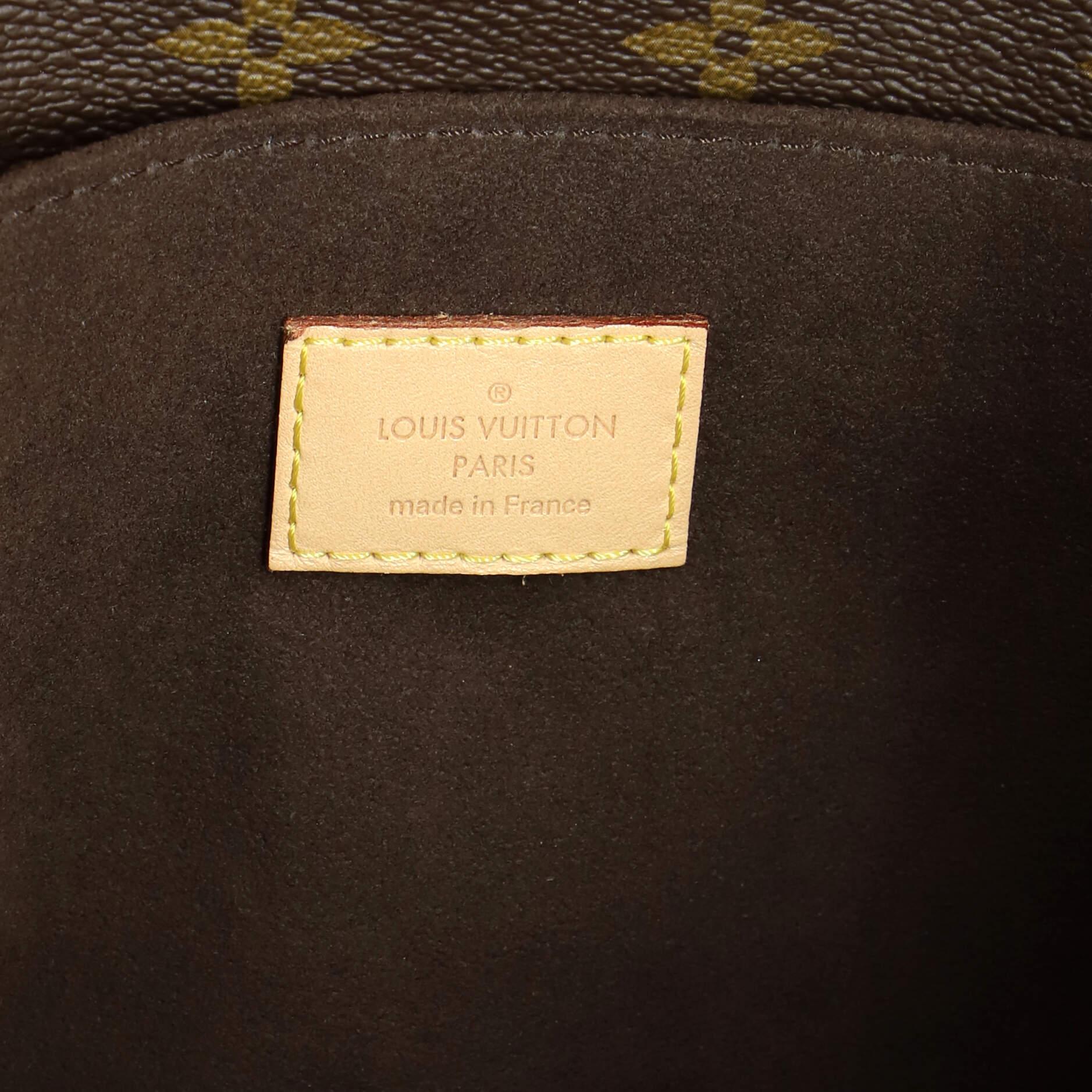 Louis Vuitton Pochette Metis Monogram Canvas 3
