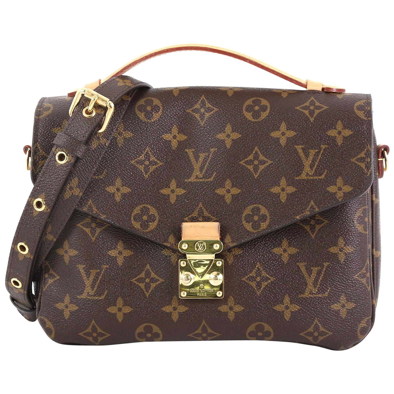 Louis Vuitton Pochette Metis Monogram Canvas