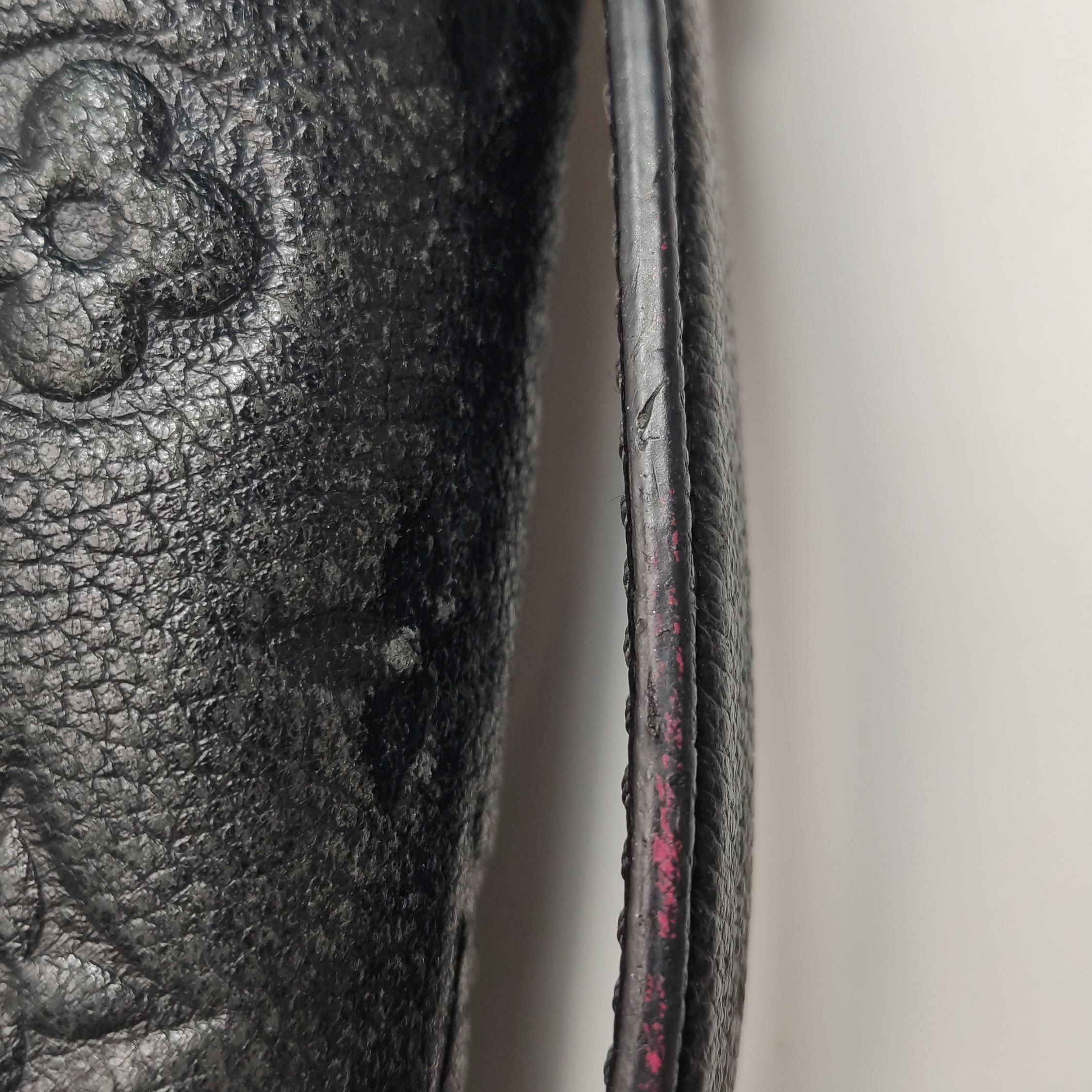Louis Vuitton Pochette Métis Monogram Empreinte Leather Black For Sale 13