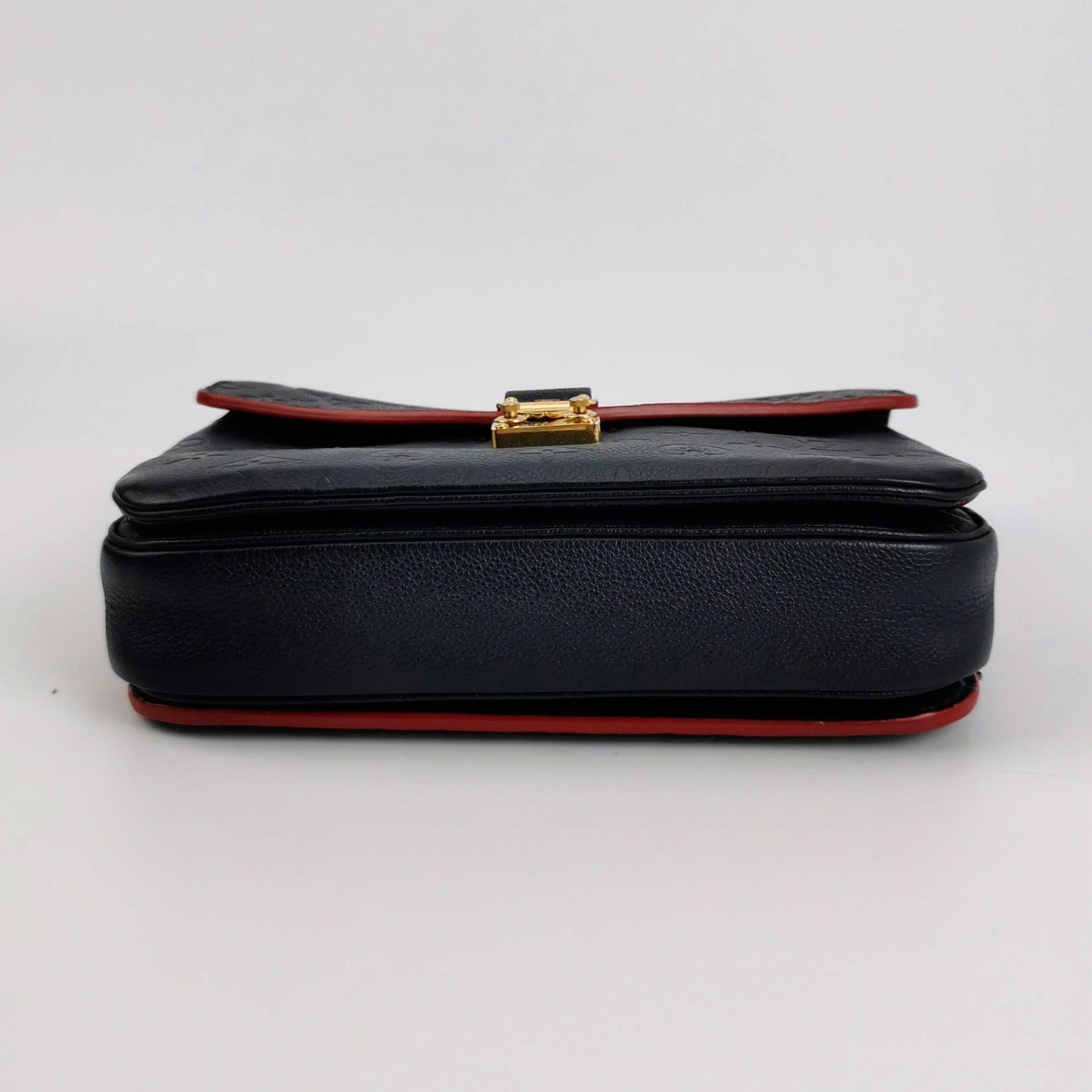 Louis Vuitton Pochette Métis Monogram Empreinte Leather Navy For Sale 2