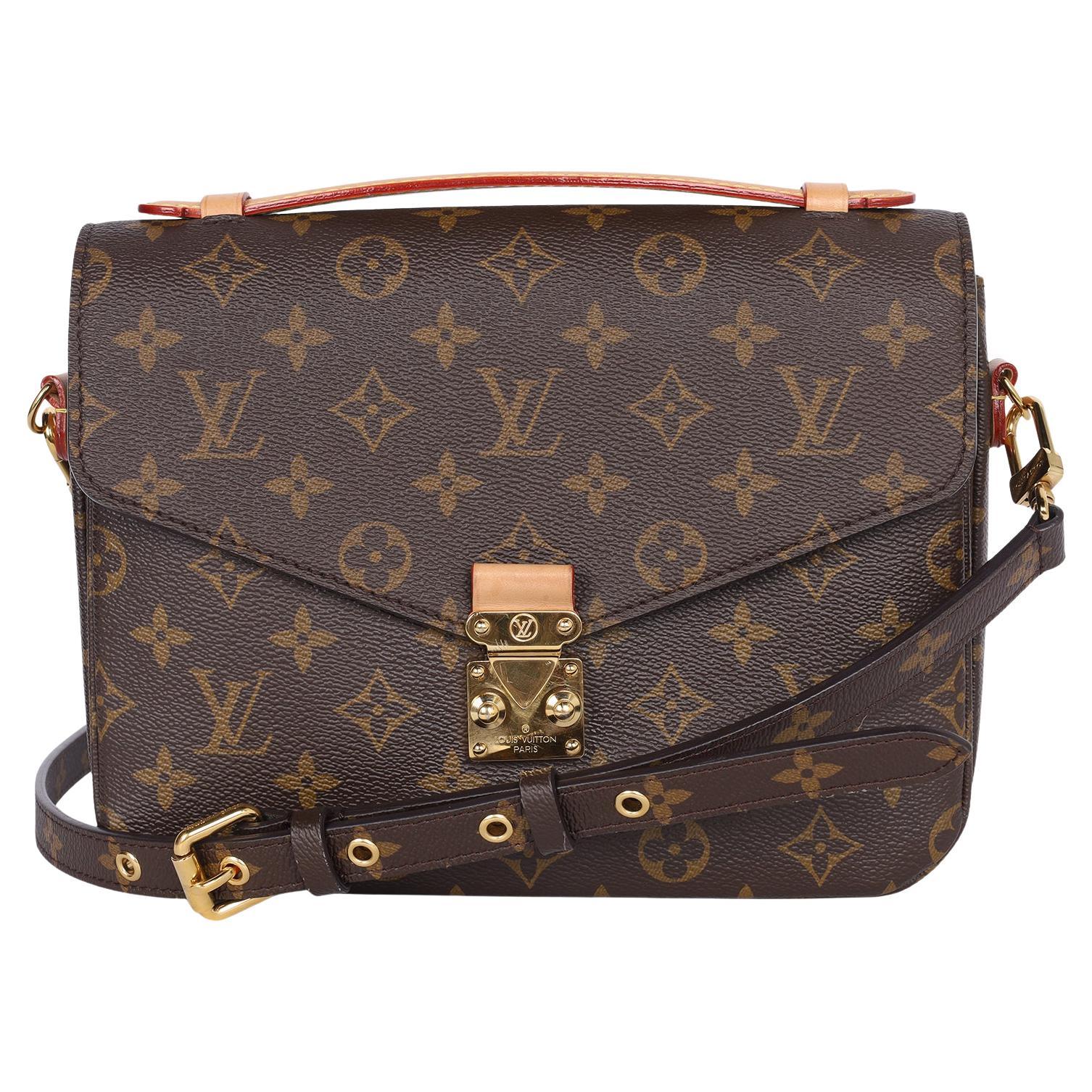 LOUIS VUITTON Pochette Métis Monogram