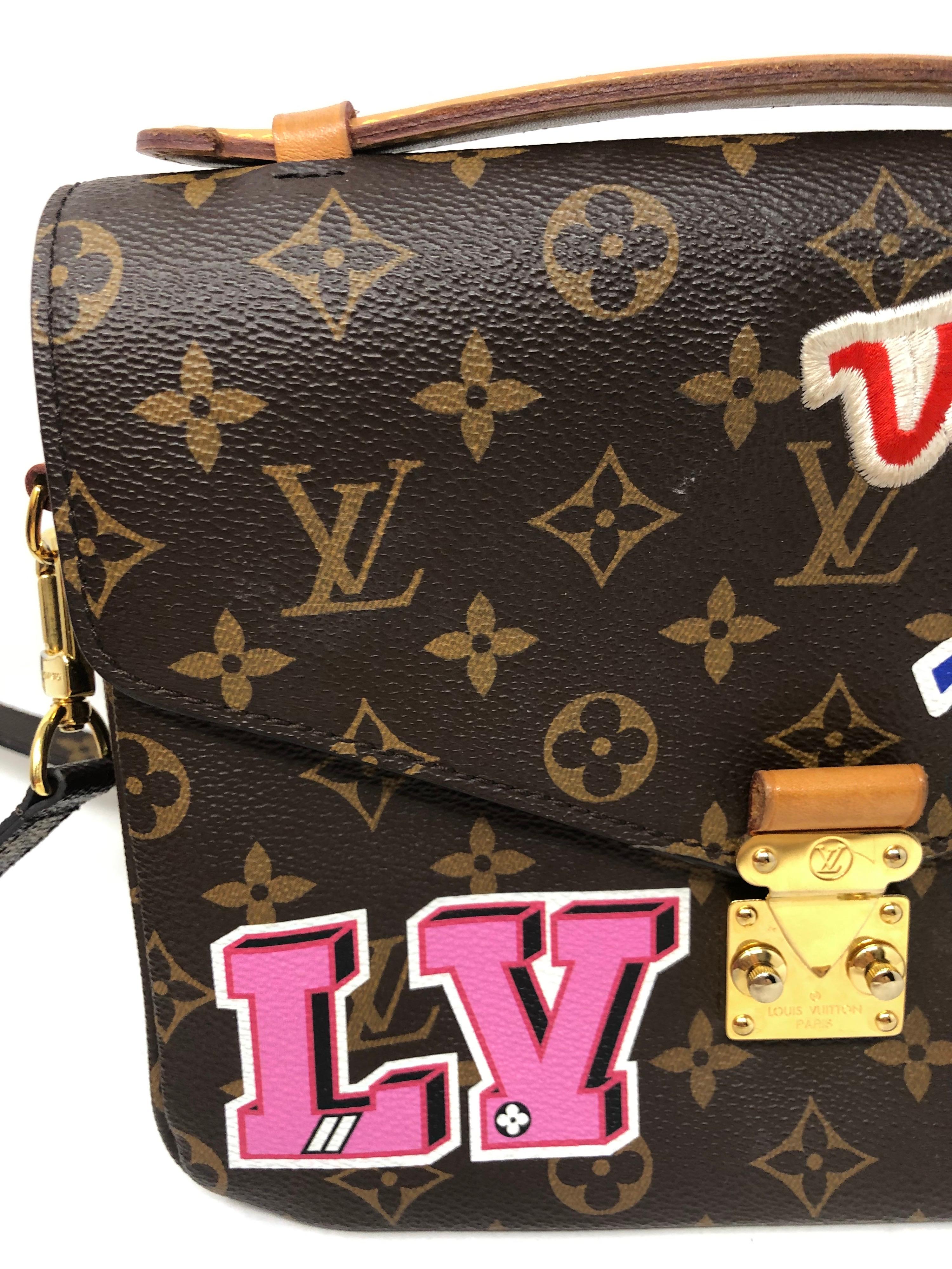 Louis Vuitton Pochette Metis Patches Limited Edition In Good Condition In Athens, GA