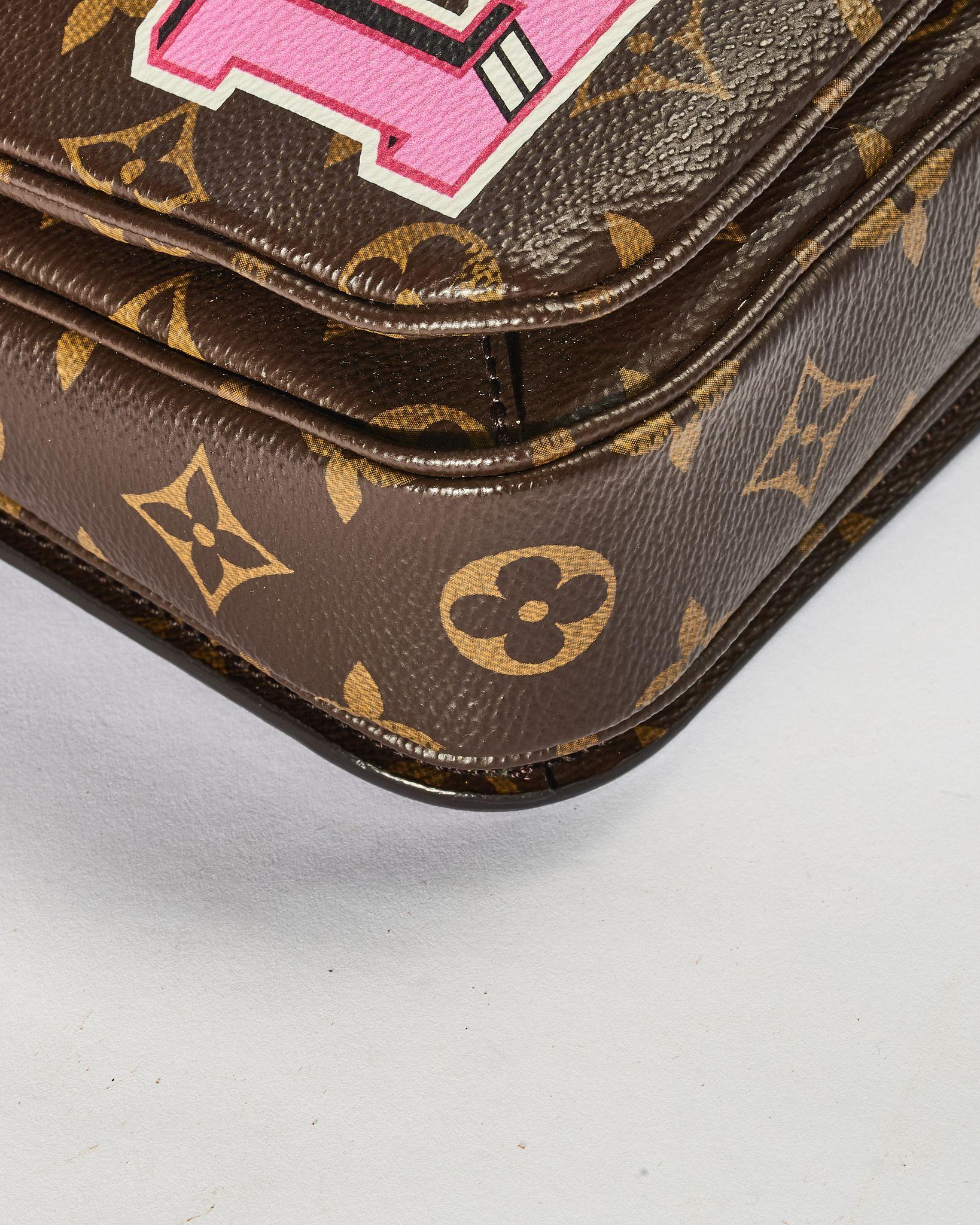 Louis Vuitton Clutch Bag Mètis Patches Monogram For Sale 3