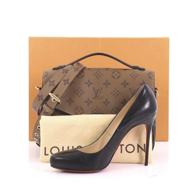 Louis Vuitton Pochette Metis Limited Edition Love Lock Monogram Canvas at  1stDibs