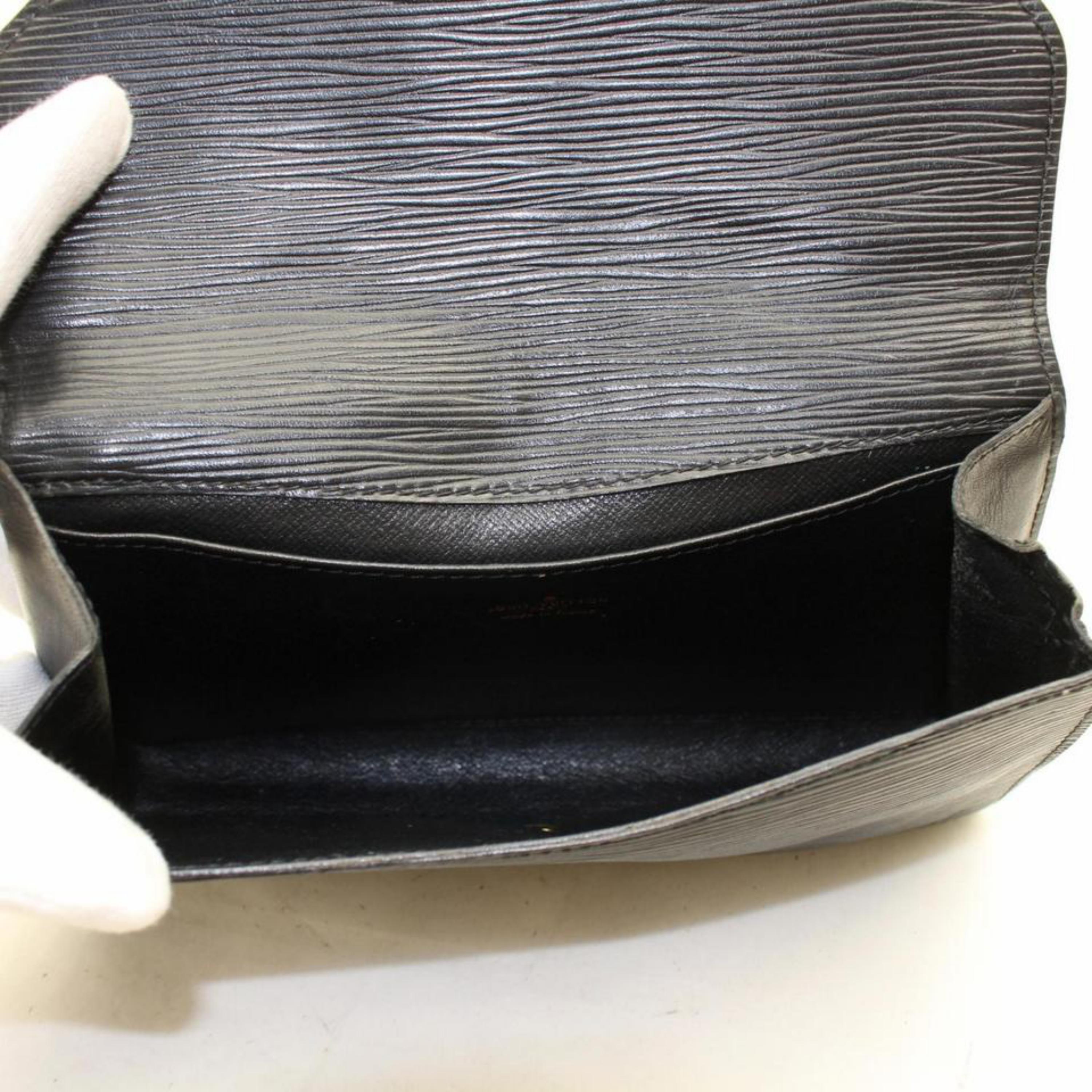 Louis Vuitton Pochette Noir Art Deco 868159 Black Leather Clutch In Fair Condition For Sale In Forest Hills, NY