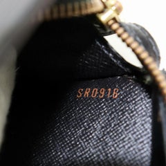 Louis Vuitton Pochette Noir Homme 870116 Black Leather Clutch