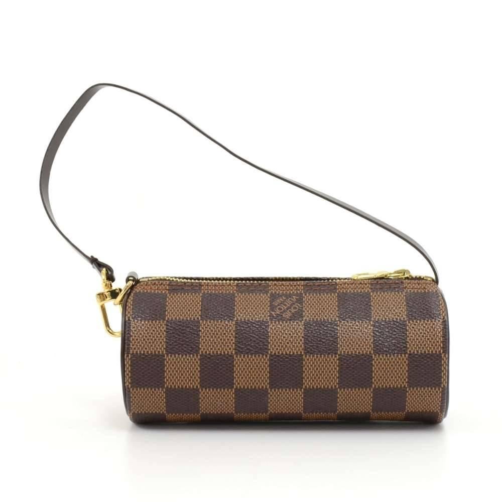 Louis Vuitton Pochette Papillon in damier ebene canvas. Perfect for night out and parties. It can be either hand-held, or linked to the D-ring found in many Louis Vuitton bags.  Great for storing your small items! SKU: LP097

Made in: France
Size: