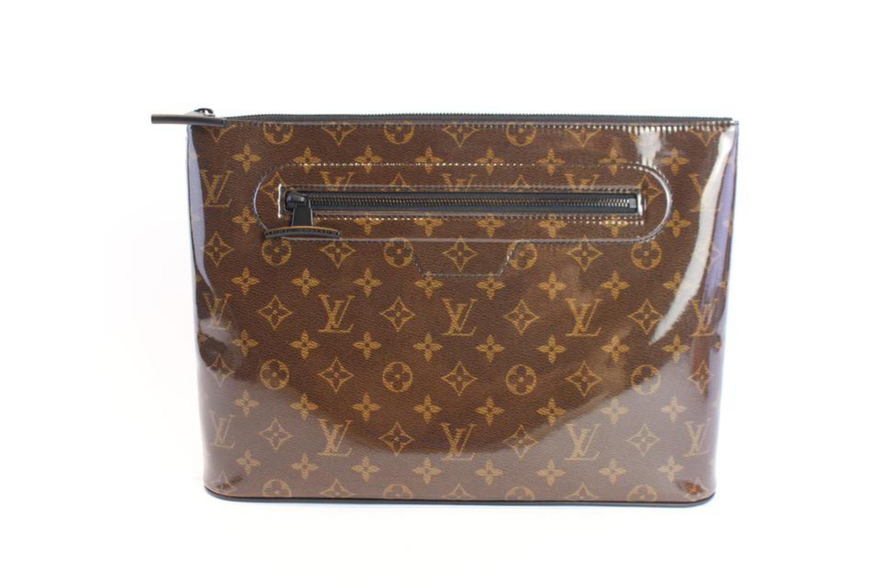 Louis Vuitton Pochette (Runway) Monogram Glaze Cosmos 1lz0828 Brown clutch For Sale 6