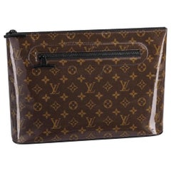 Louis Vuitton Monogram Pochette Beverly Clutch - Brown Clutches