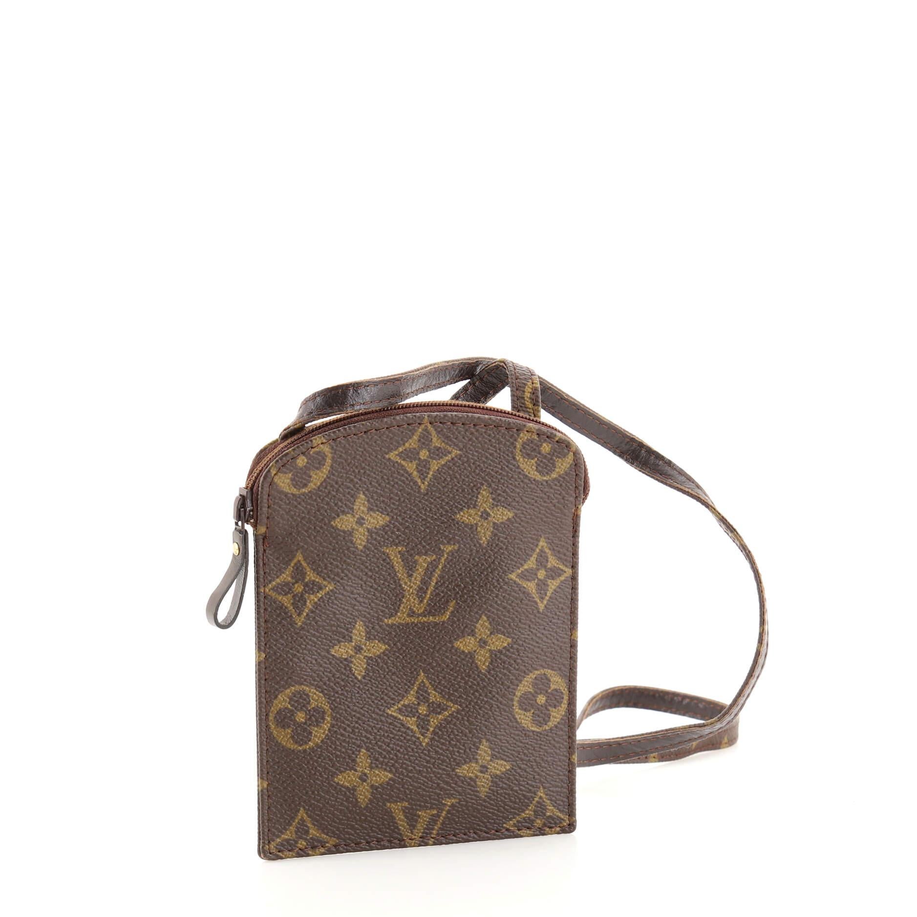 Passport cover purse Louis Vuitton White in Other - 35404099