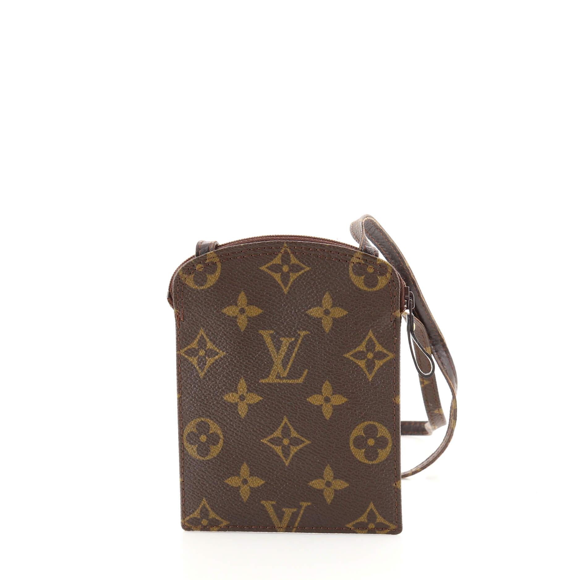 louis vuitton pochette passeport