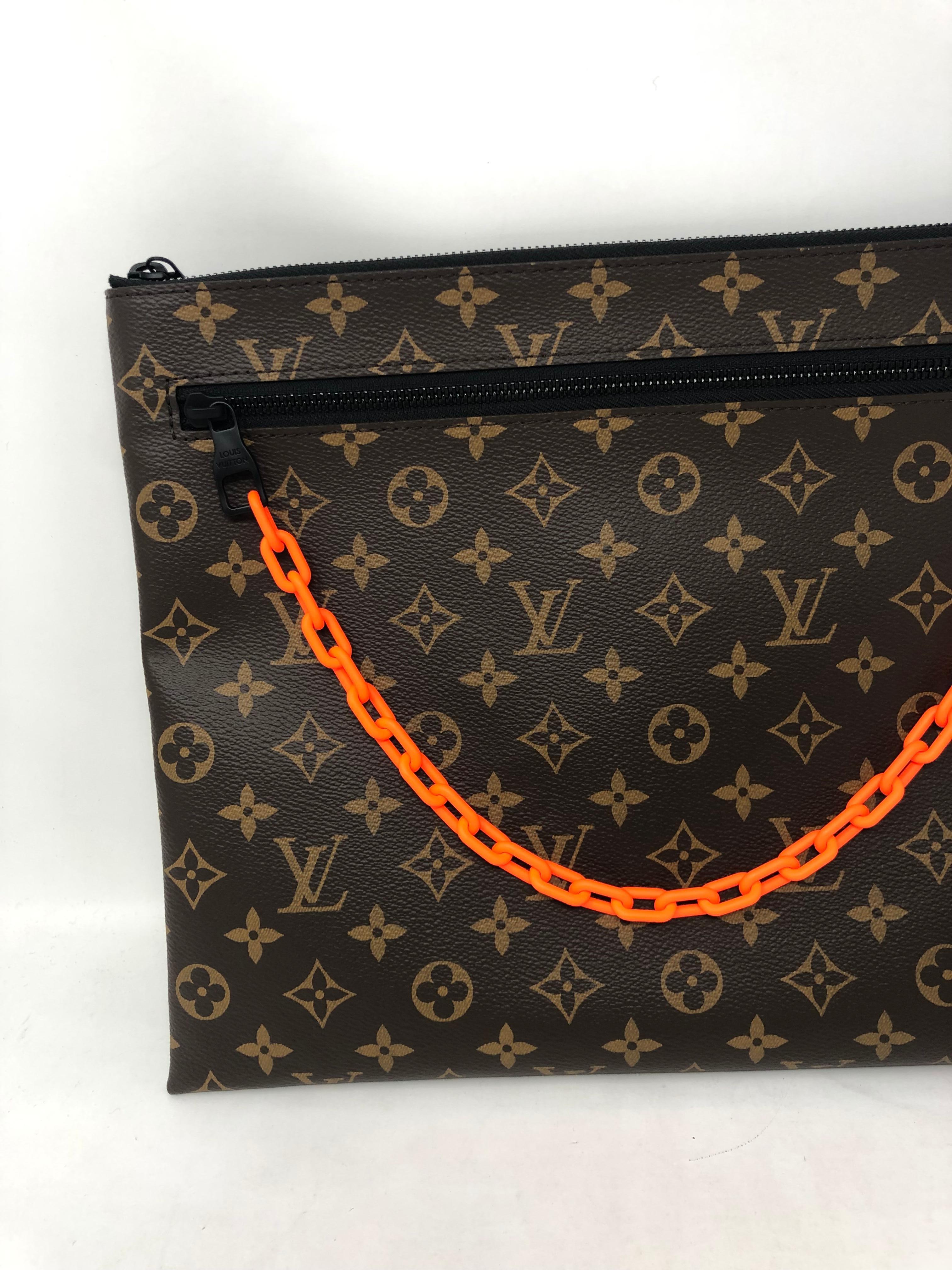Louis Vuitton Pochette SS19 Virgil Abloh Monogram Chain Canvas Clutch. Brand New. Extremely limited from Pop Up at LV. Iconic piece from Virgil Abloh's first line at Louis Vuitton. Unisex design can be used as a laptop holder or clutch. Includes