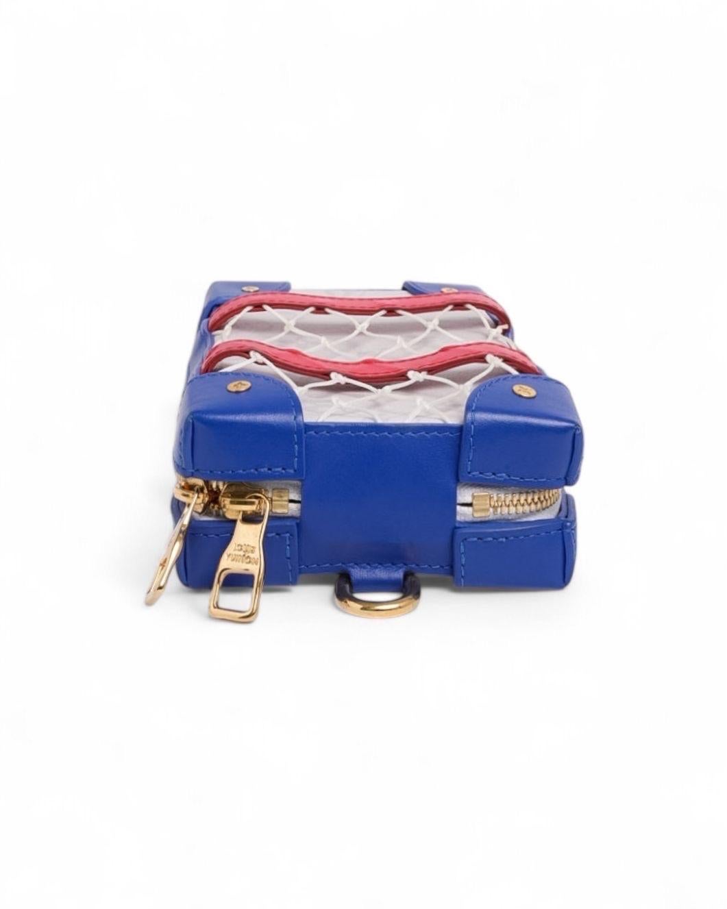 Louis Vuitton Pochette Trunk Soft Tricolor X NBA For Sale 1