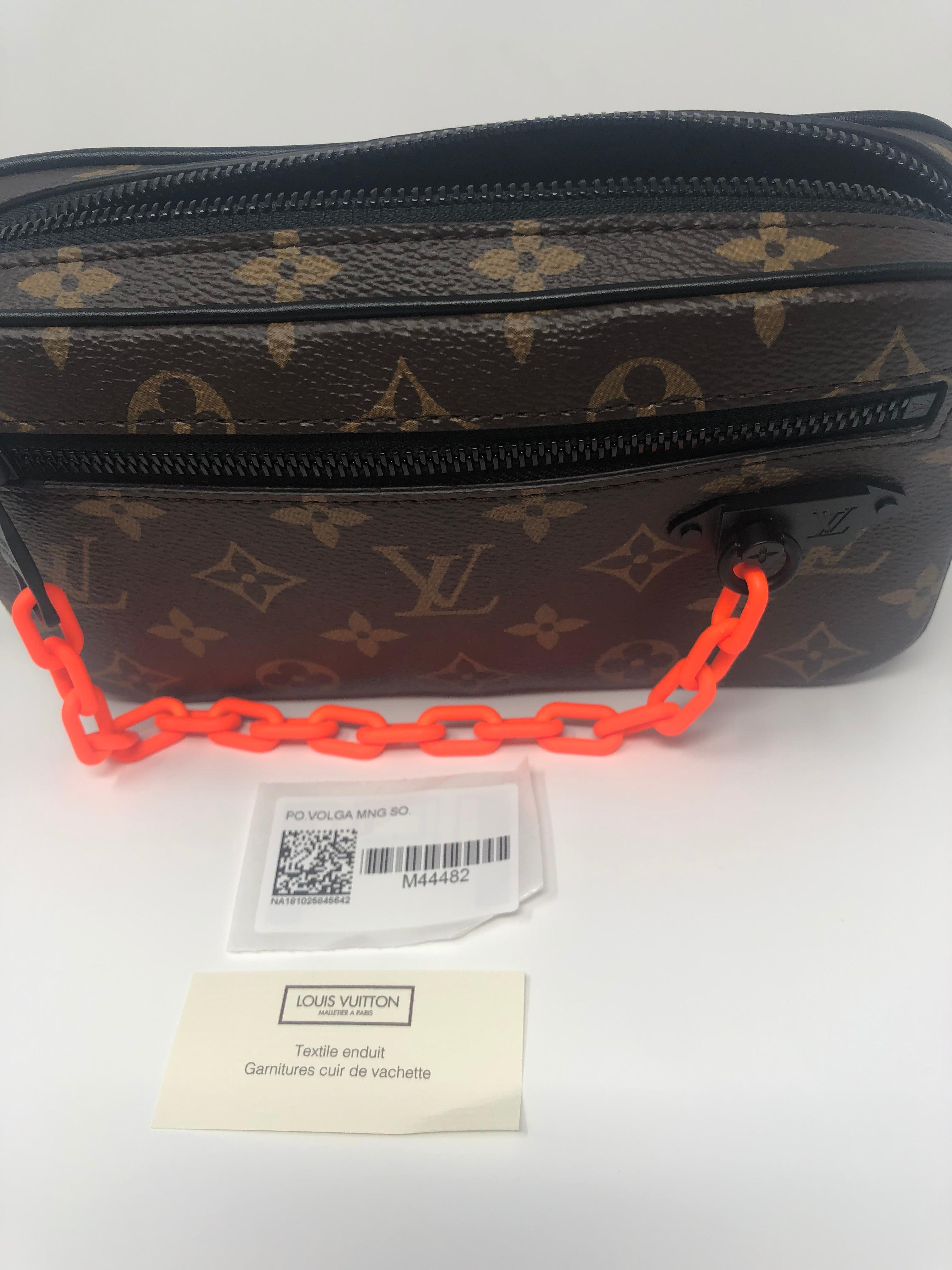 Louis Vuitton Pochette Volga  3