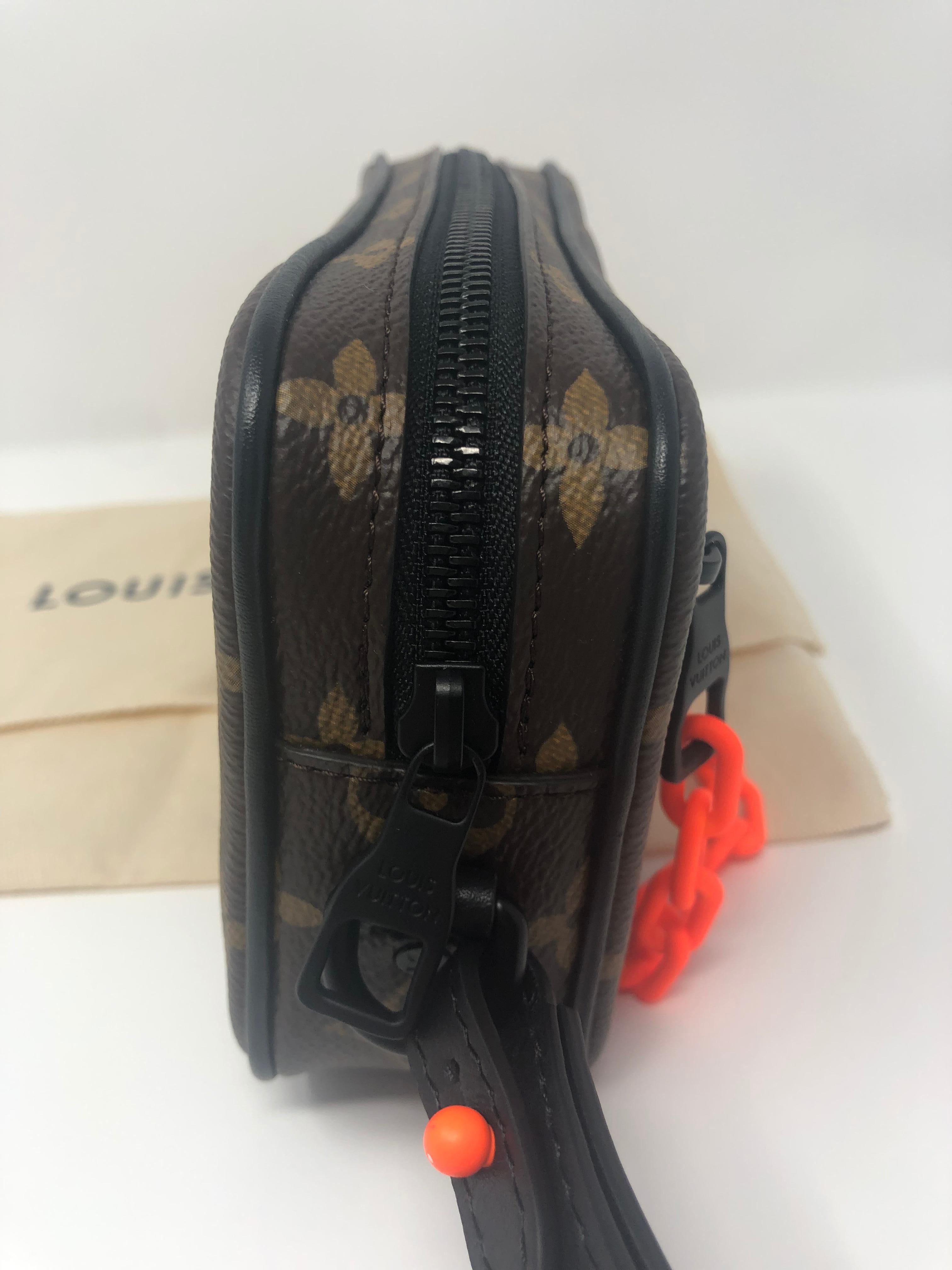 lv pochette volga